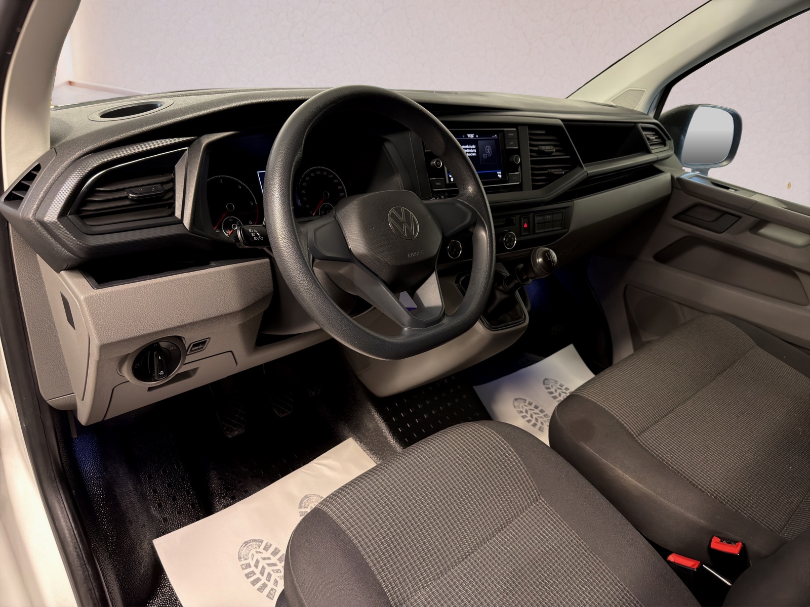 VW T6.1 2.0 TDI-showroom-element-3