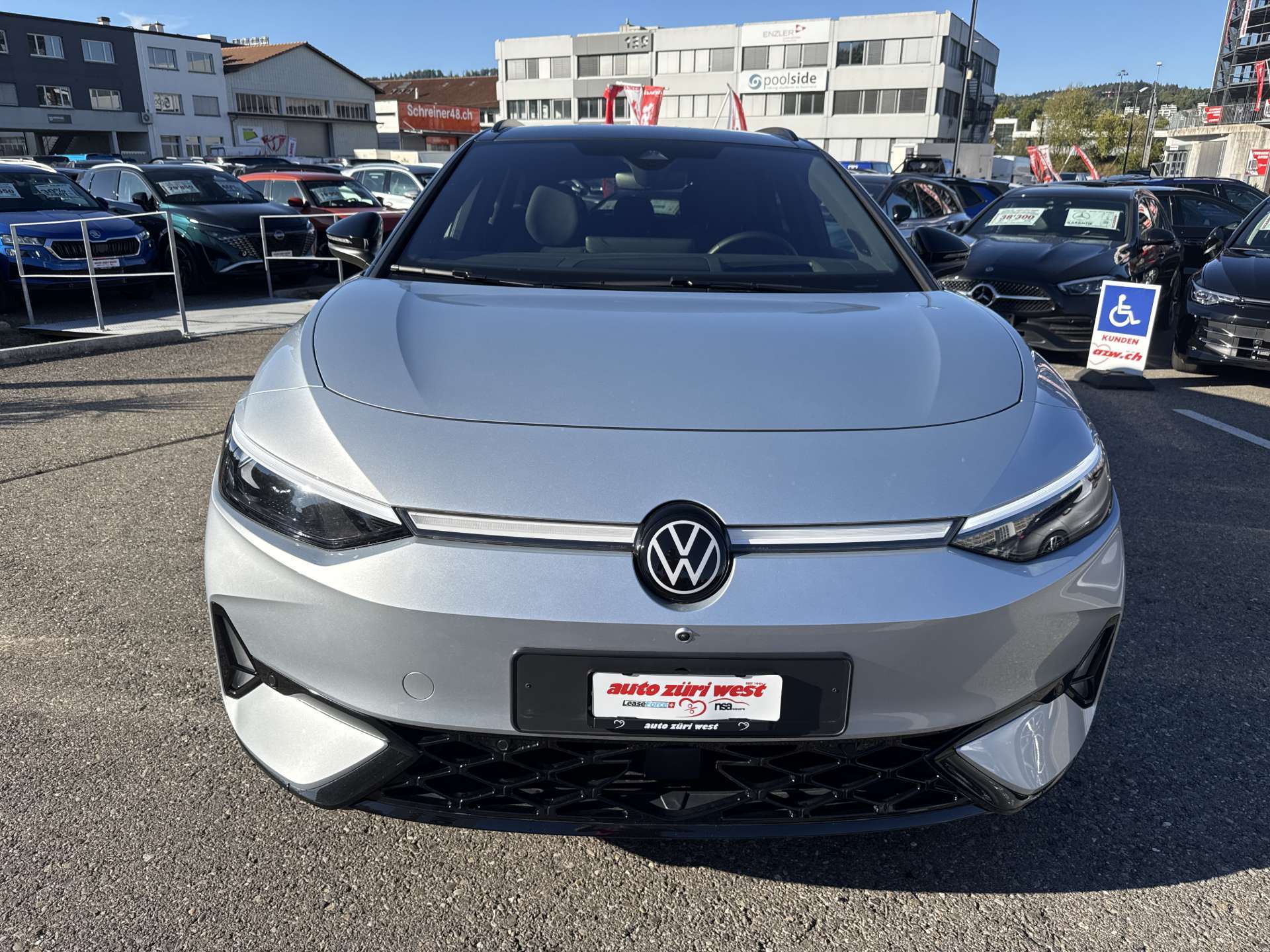 VW ID.7 Tourer GTX 86 kWh 340PS 4Motion Automat-image-13