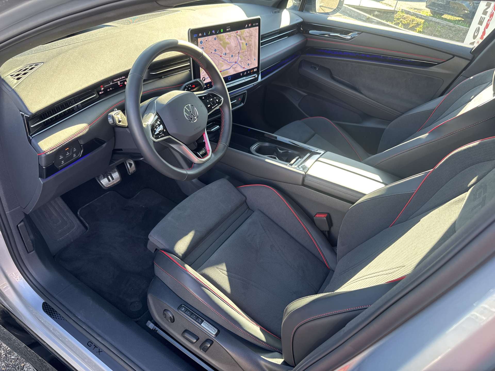 VW ID.7 Tourer GTX 86 kWh 340PS 4Motion Automat-image-5
