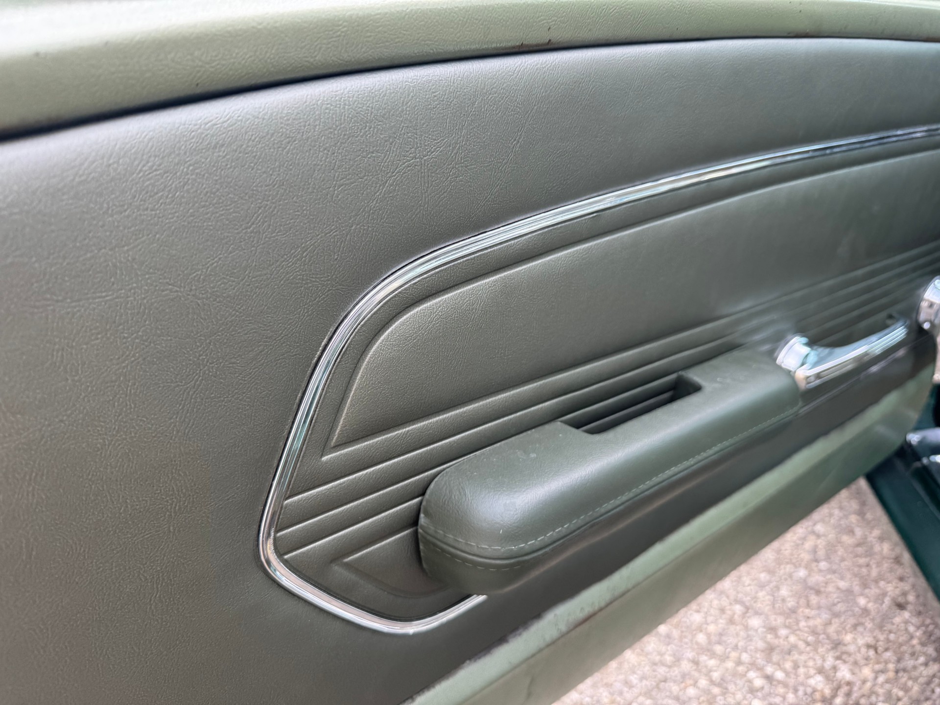 FORD 1967 Coupe V8 Automat-image-11