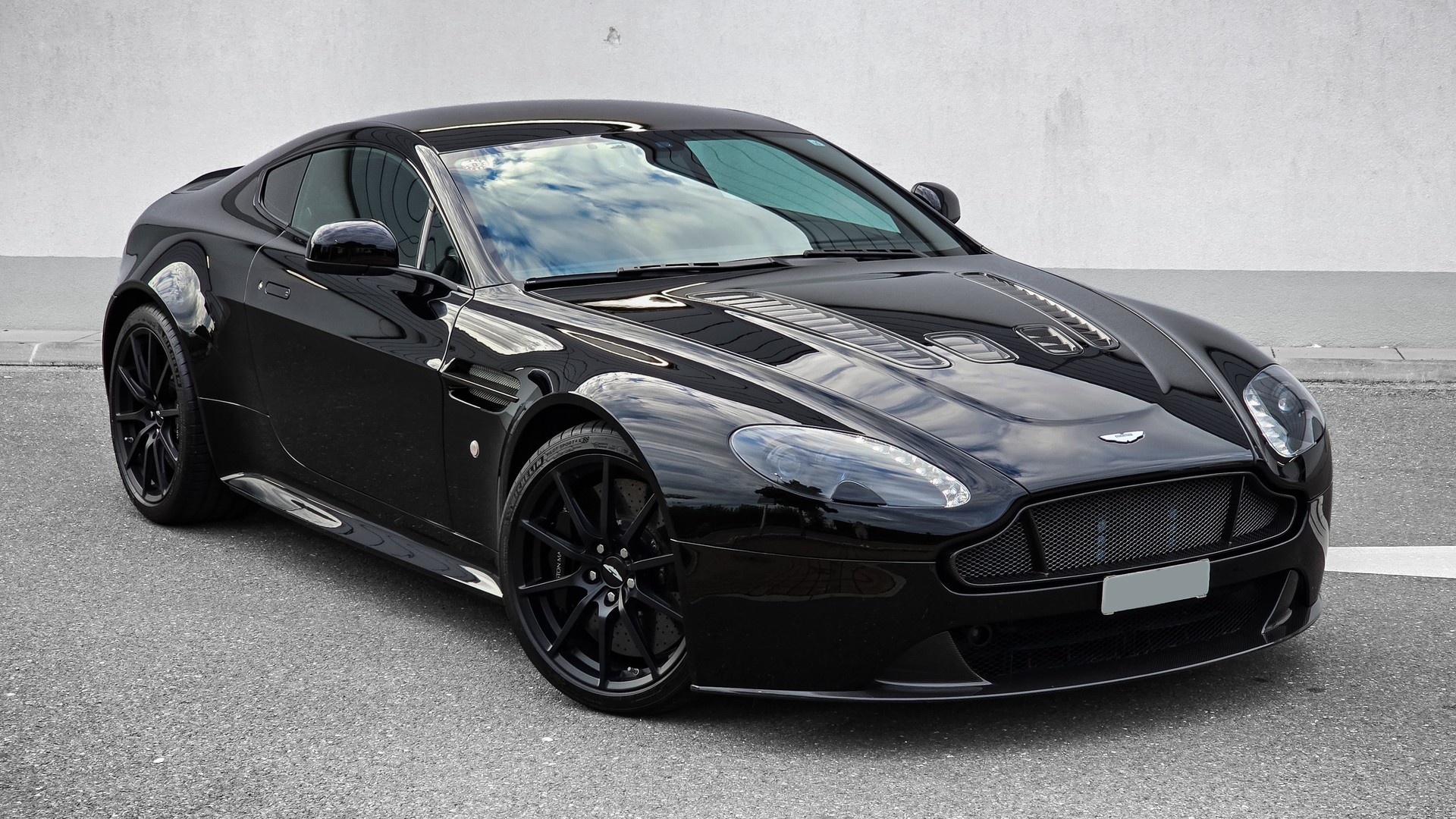 ASTON MARTIN V12 Vantage coupé S - 6.0 Sportshift-image-12