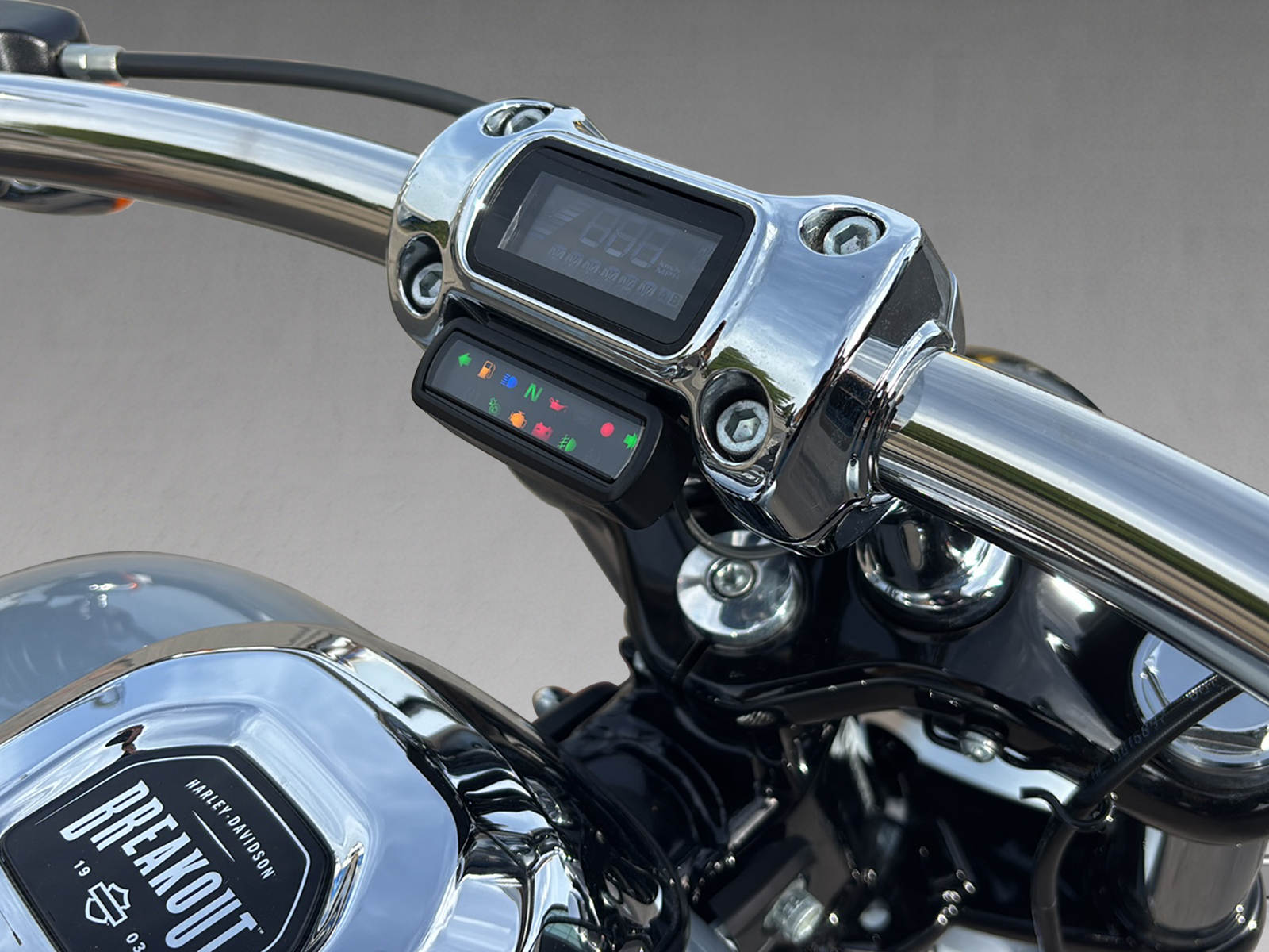 HARLEY-DAVIDSON FXBR Breakout 117-image-8