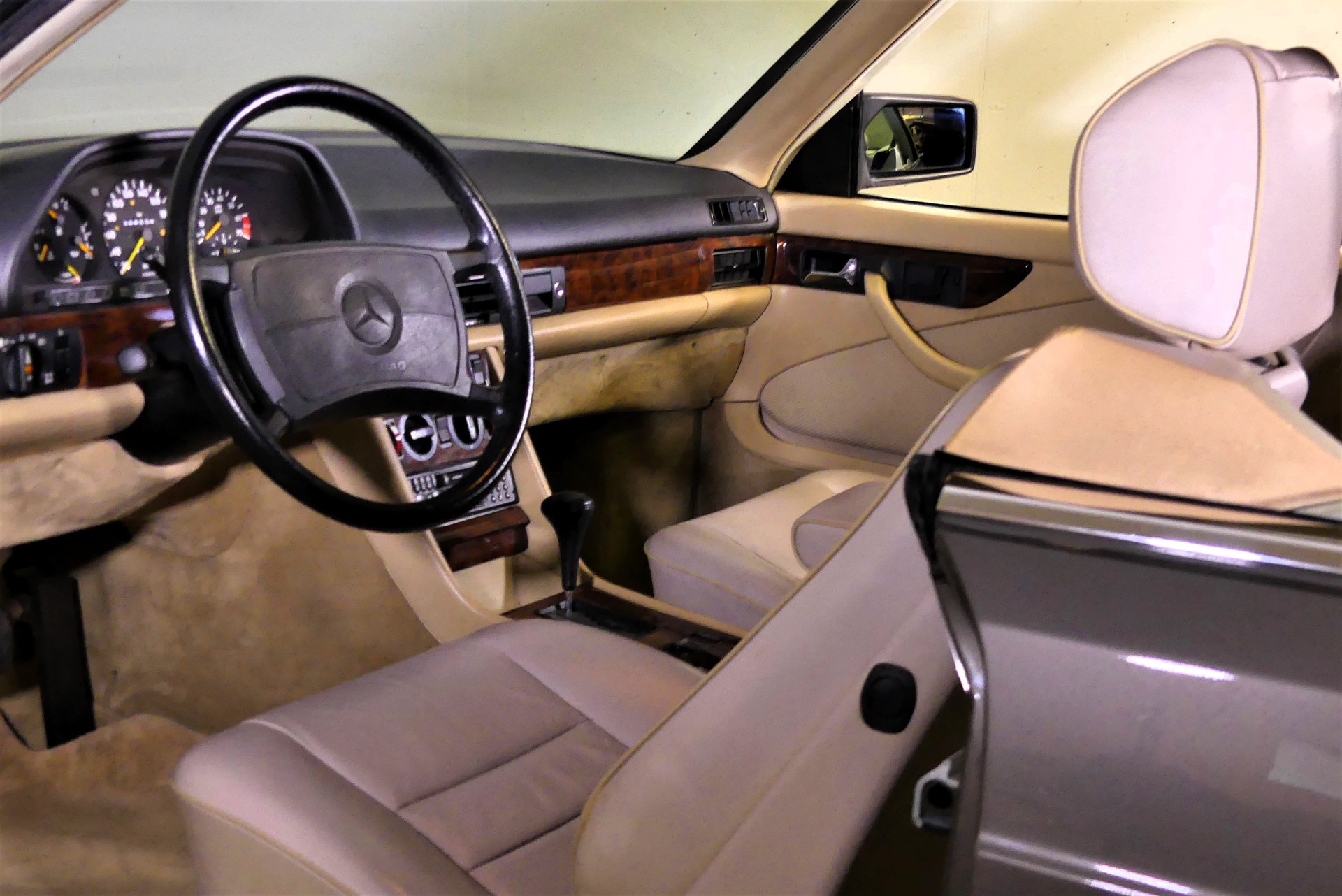 MERCEDES-BENZ 420 SEC Automatic-image-11