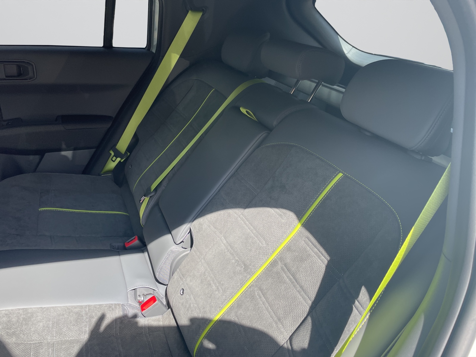 KIA EV3 81 kWh GT 4x4-image-7