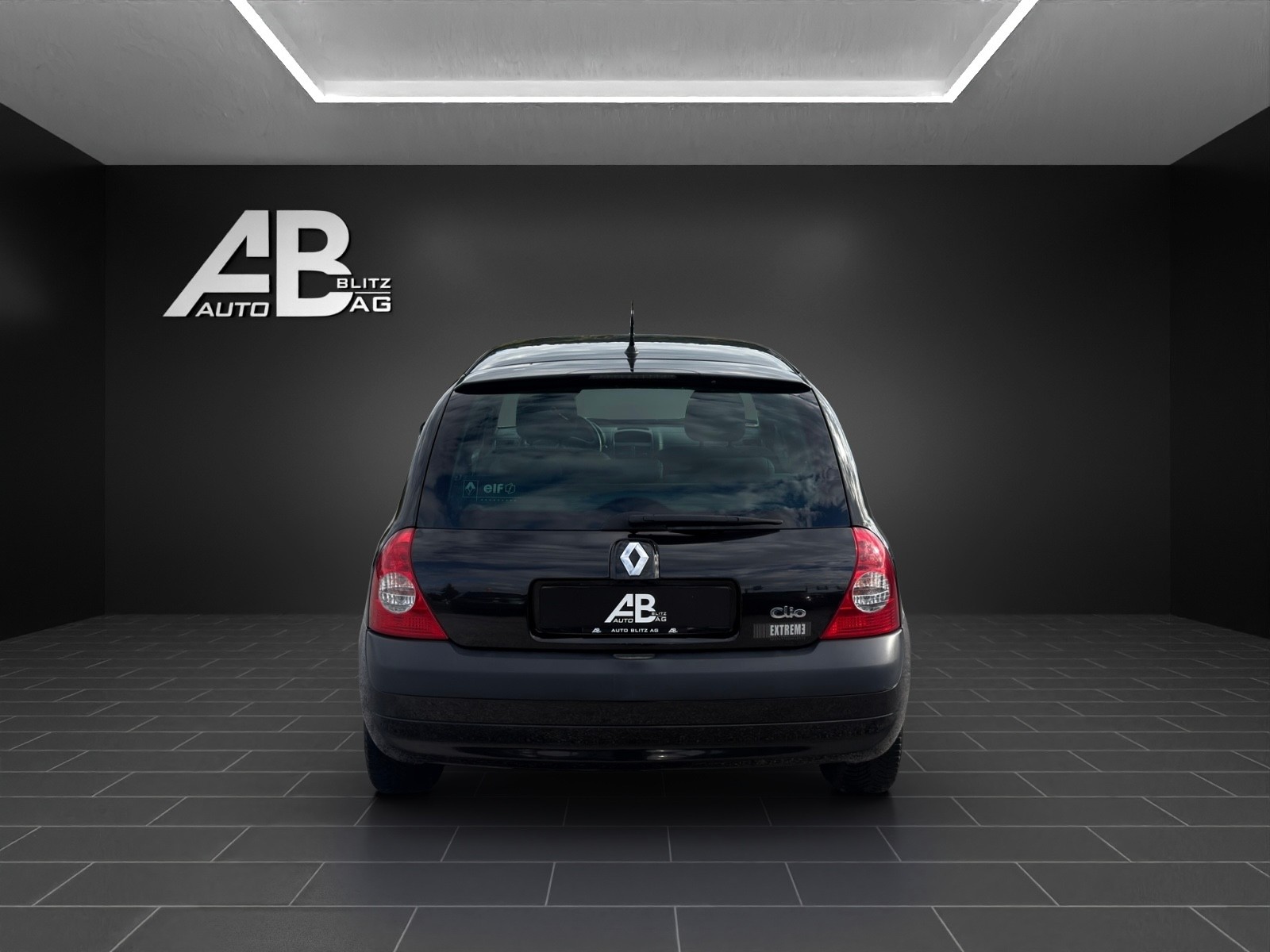 RENAULT Clio 1.4 16V Dynamique Confort mit 98 PS-showroom-element-3