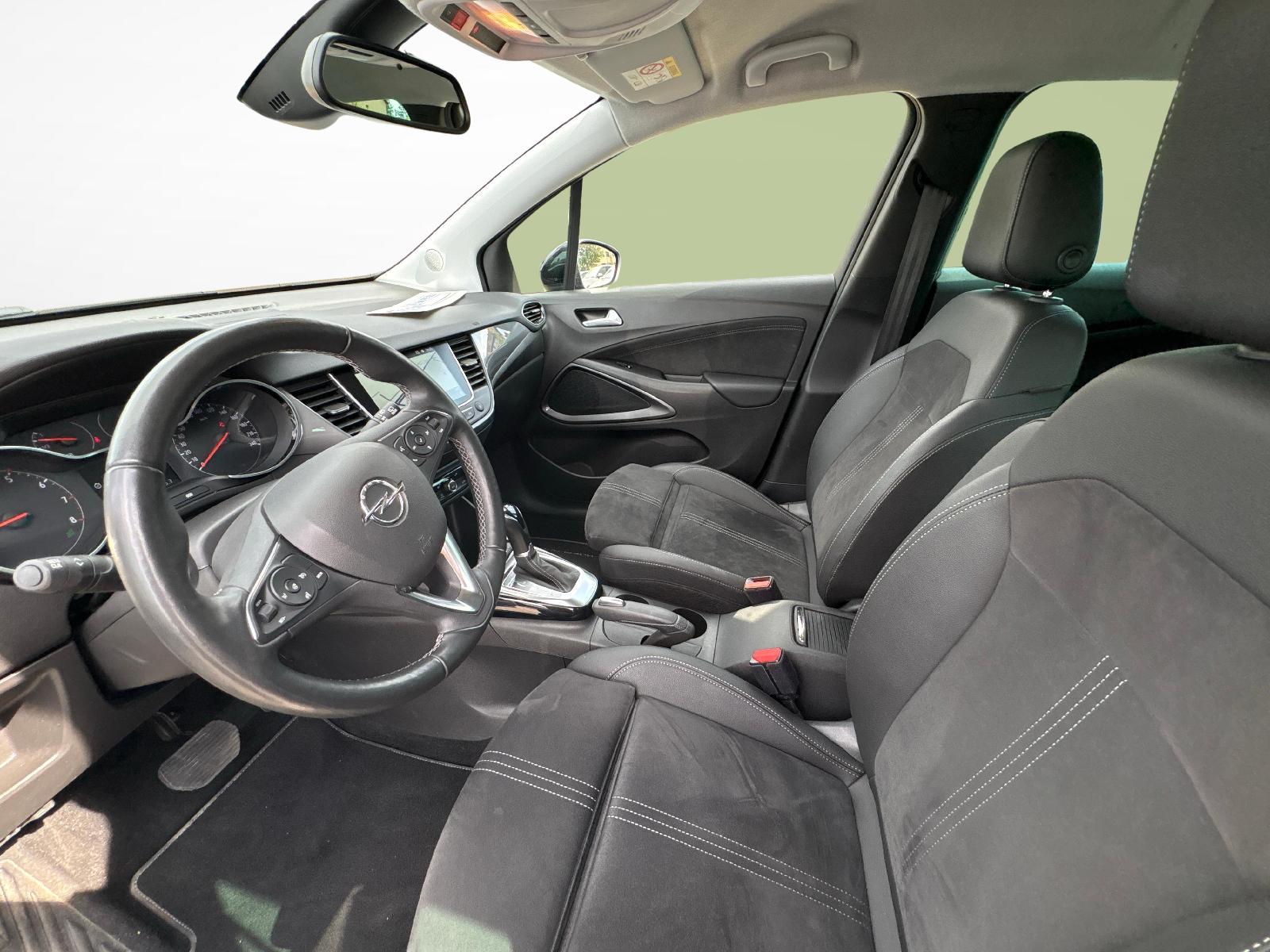 OPEL Crossland 1.2 T 130 Elegance Blitz-image-15