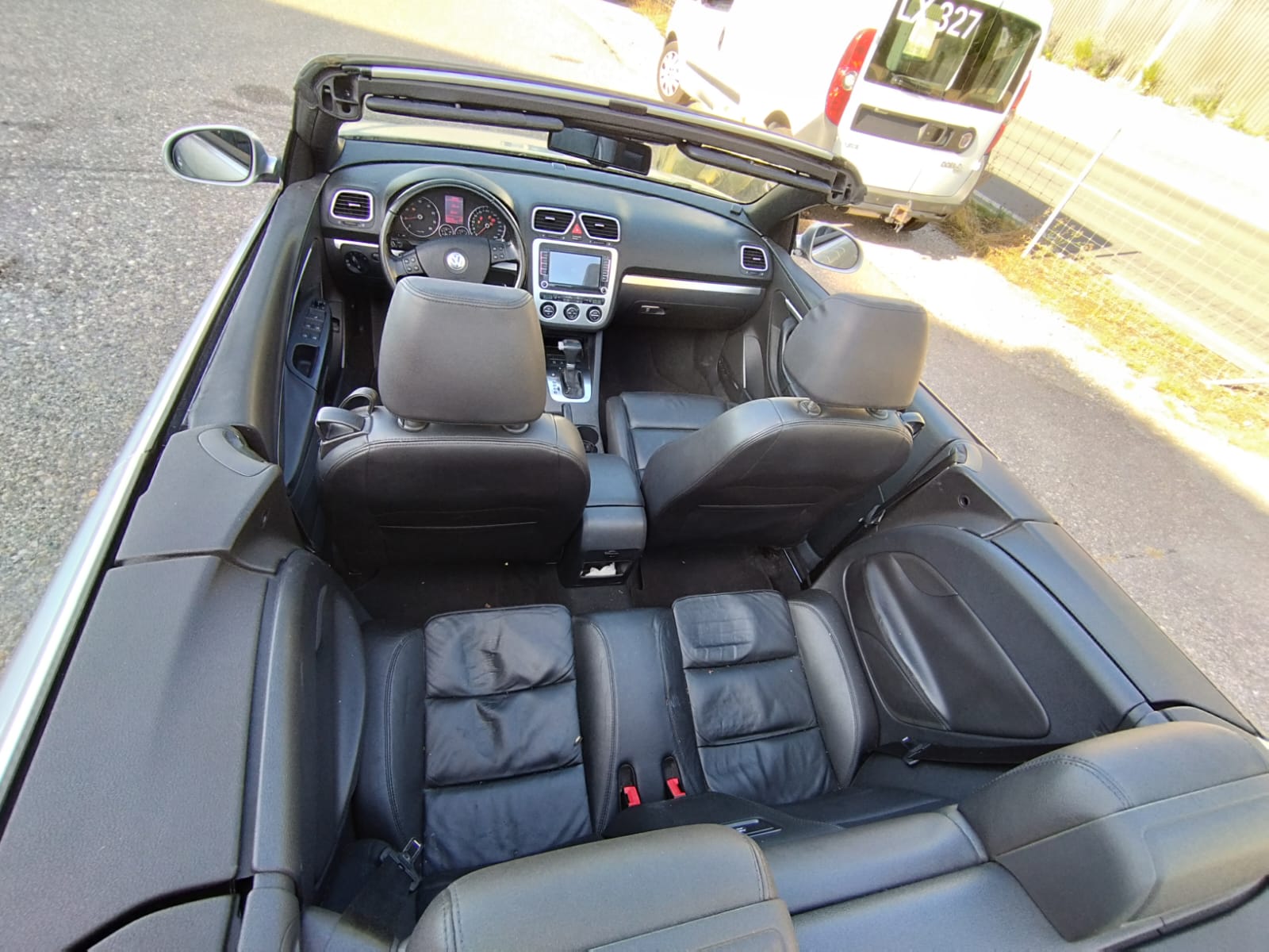 VW Eos 2.0 FSI Turbo Fashion DSG-image-11