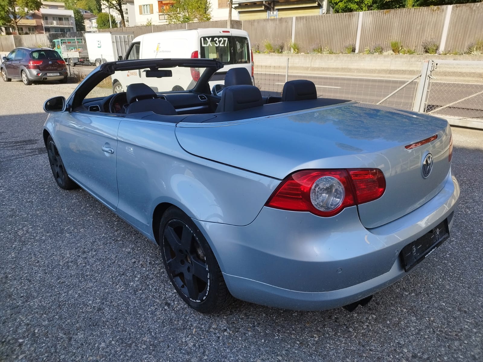 VW Eos 2.0 FSI Turbo Fashion DSG-image-2