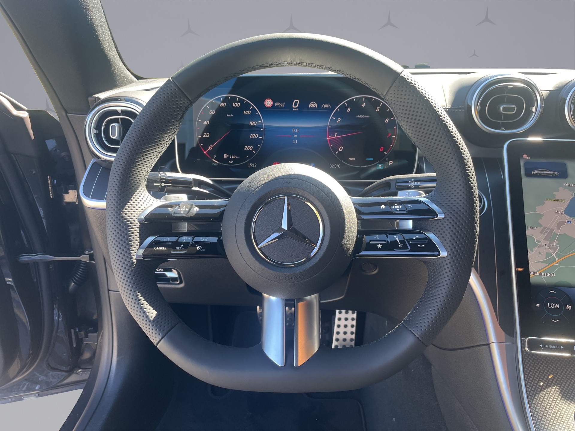 MERCEDES-BENZ CLE 300 Coupé AMG Line 4matic-image-10