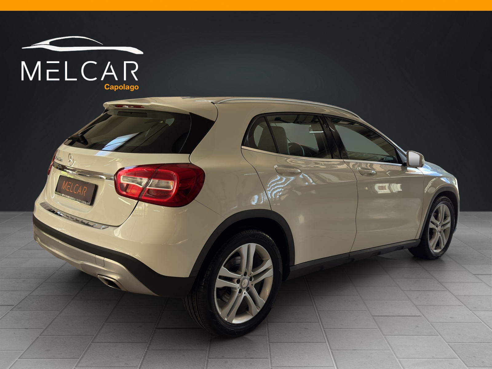 MERCEDES-BENZ GLA 200 CDI Urban 7G-DCT-image-7