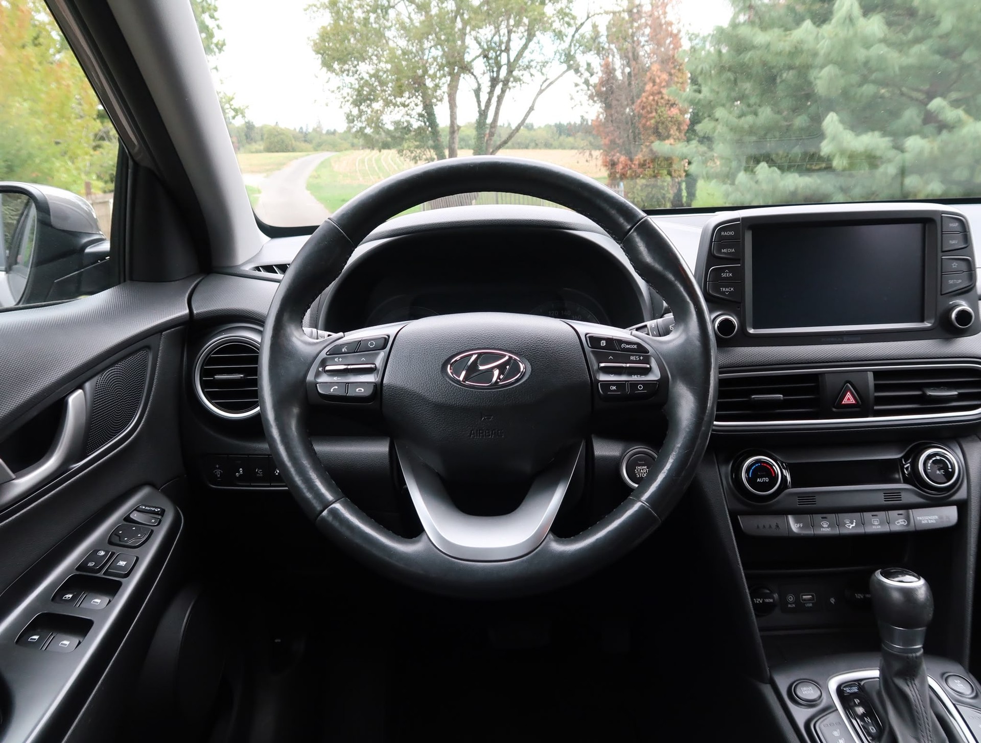 HYUNDAI Kona 1.6 T-GDi La.Plus4WD-image-11