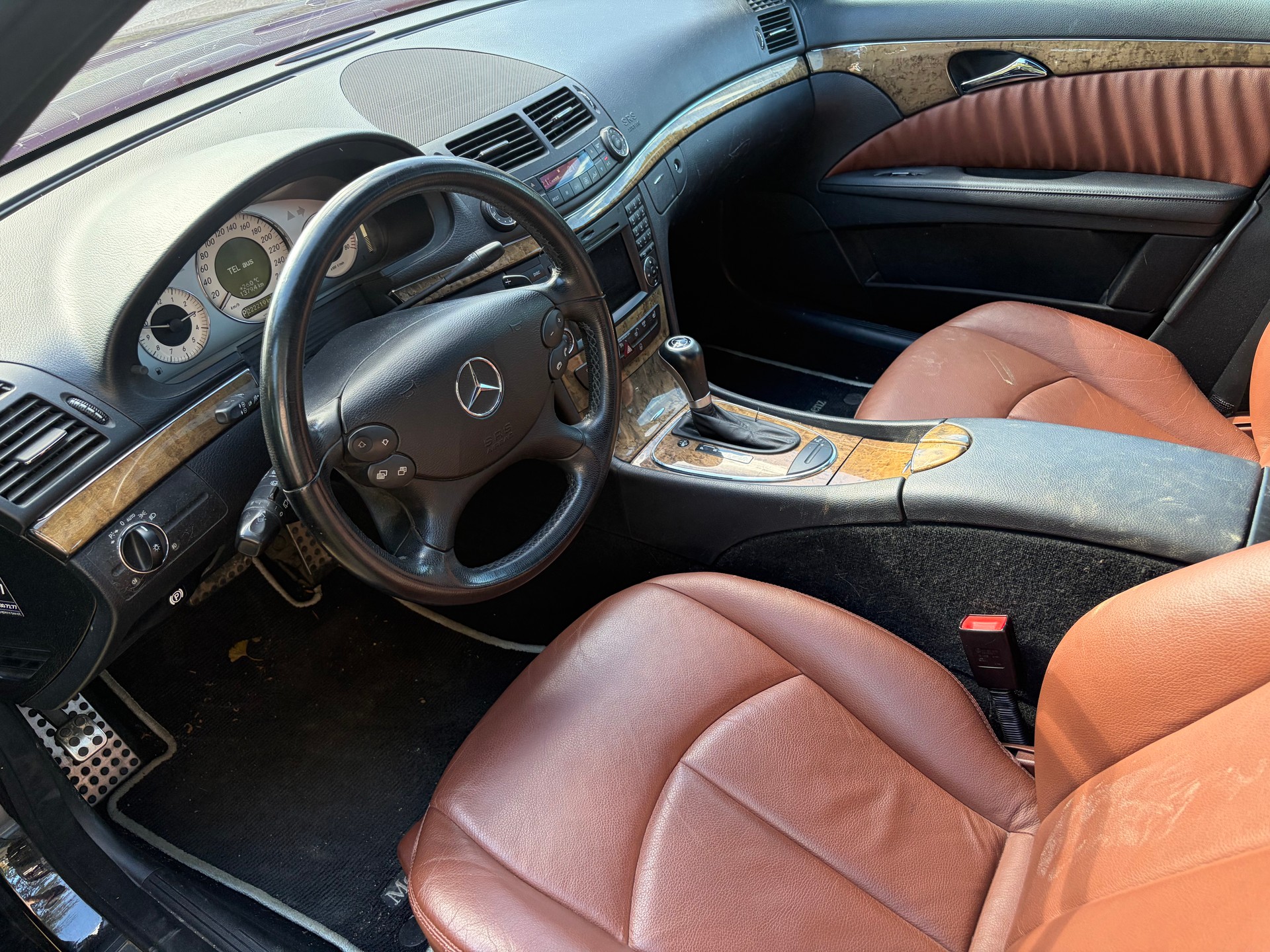 MERCEDES-BENZ E 350 CGI Elégance 7G-Tronic-image-5