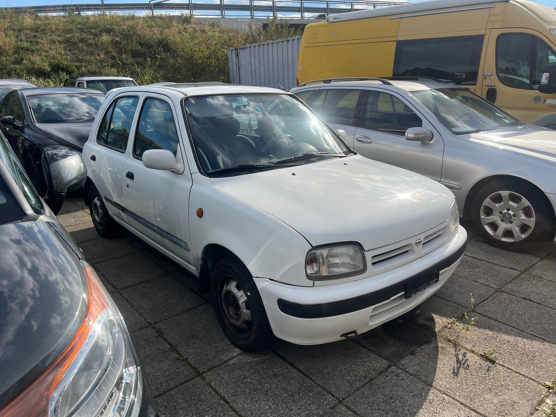NISSAN Micra 1.3 SLX-image-2