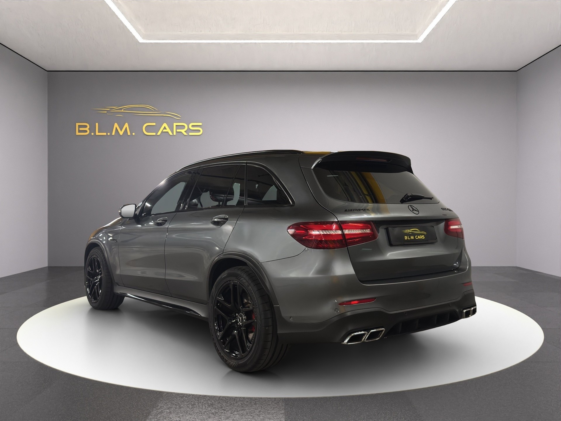 MERCEDES-BENZ GLC 63 S AMG 4Matic+ 9G-Tronic-image-4