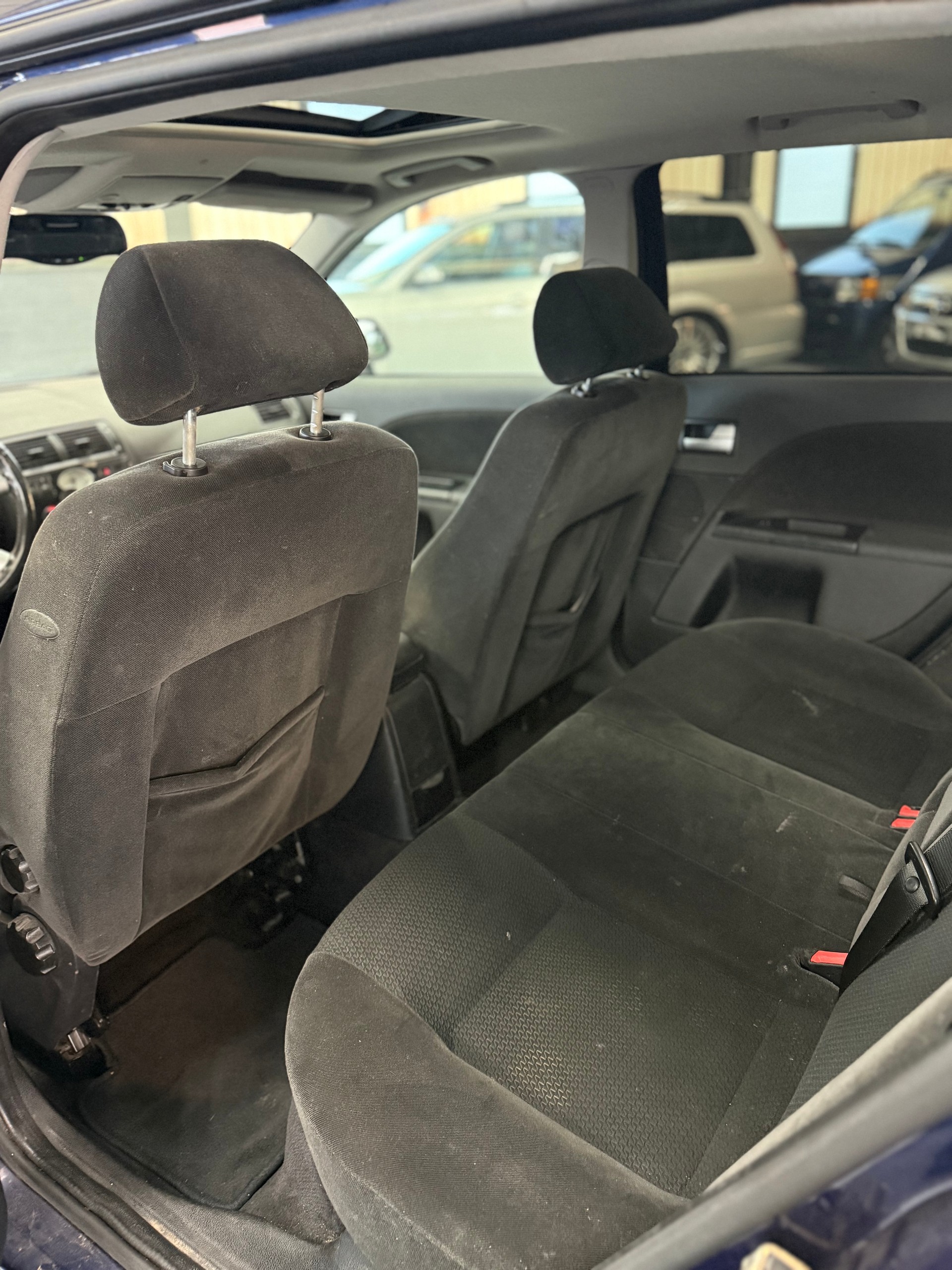 FORD Mondeo 2.5i V6 Executive **Automatik**-image-9