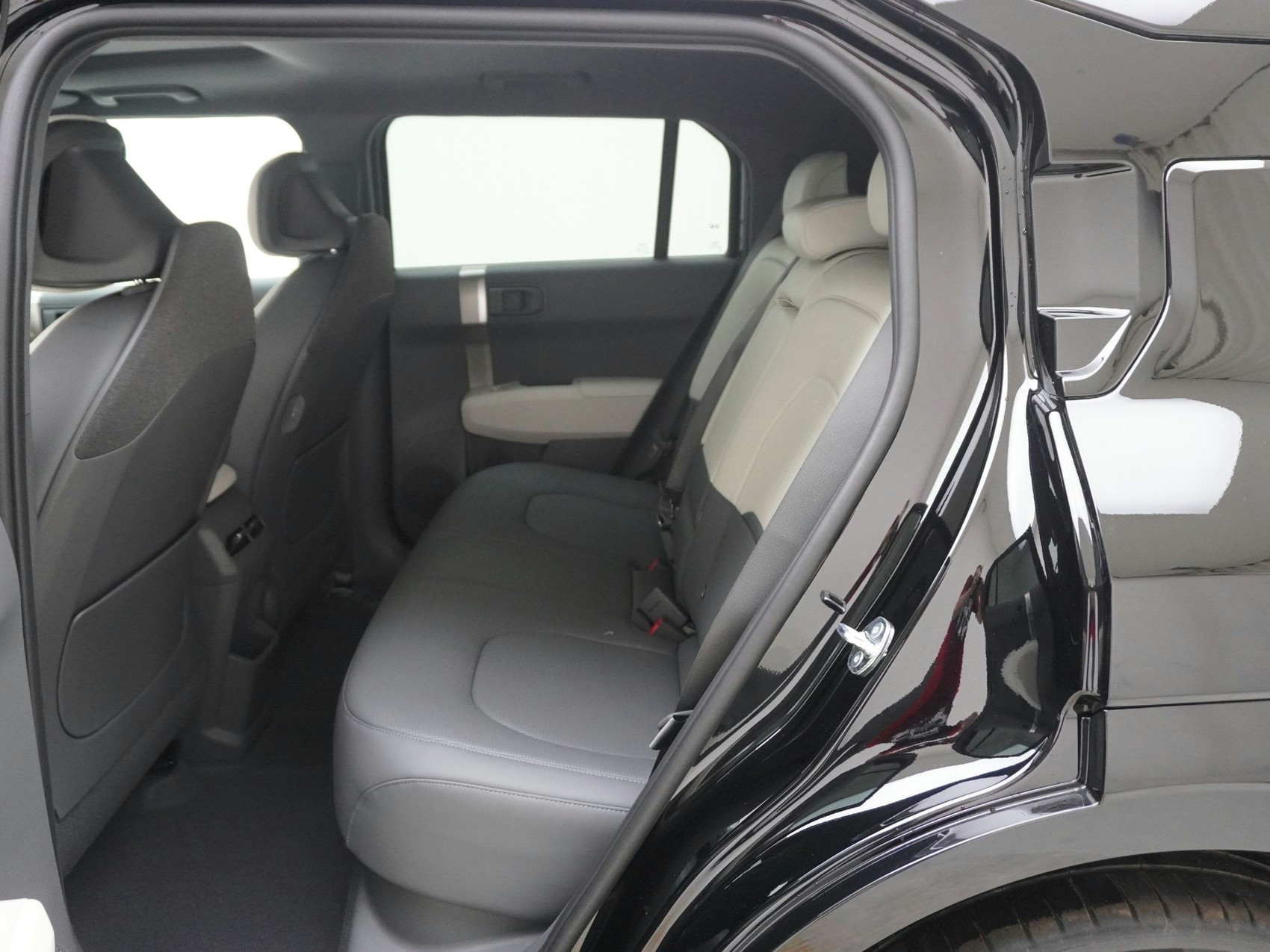 KIA EV3 81 kWh GT-Line 4x4-image-13
