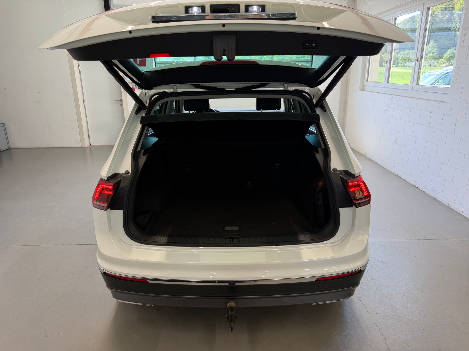 VW Tiguan 2.0TSI Highline 4Motion DSG-image-14