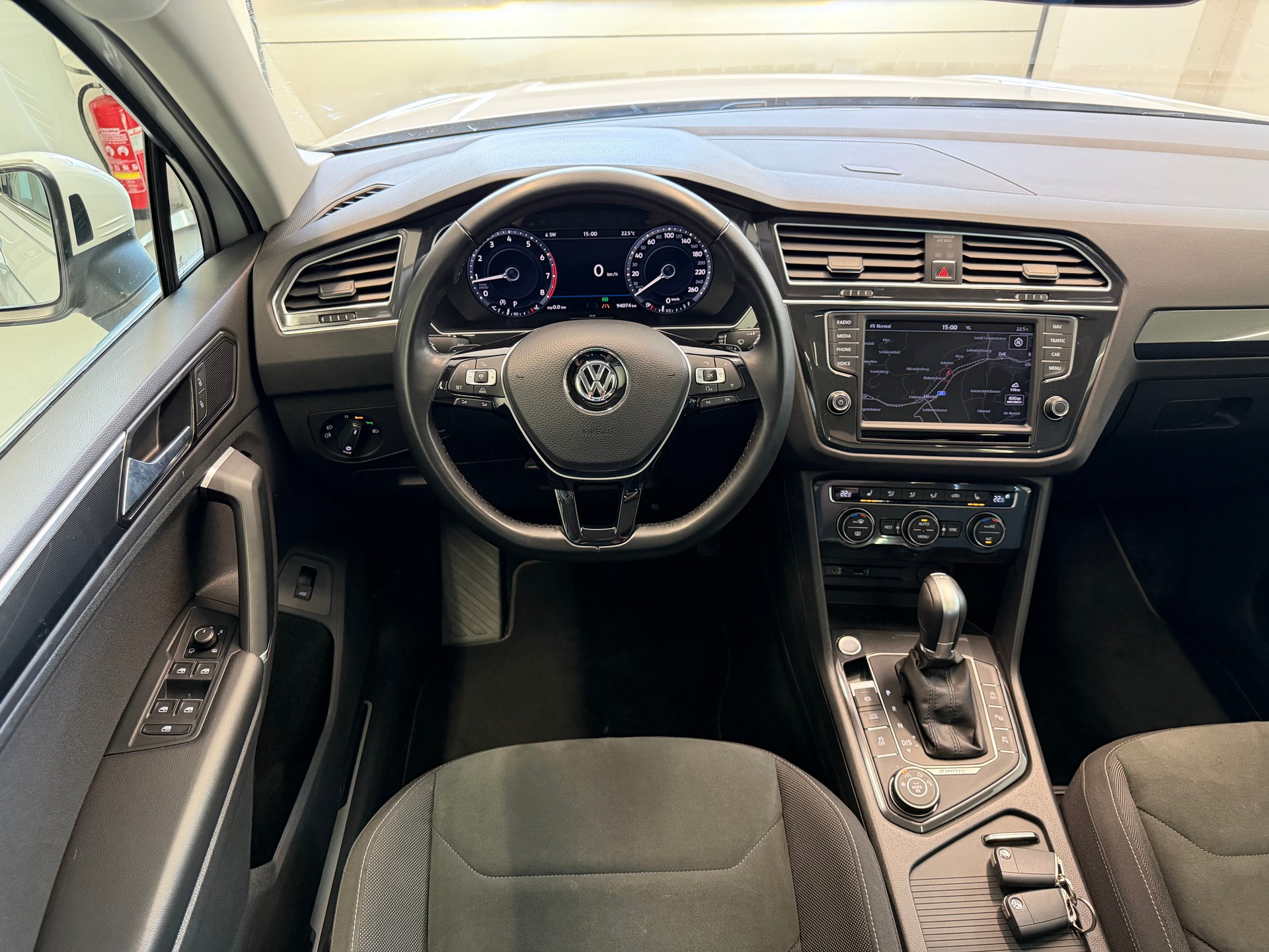 VW Tiguan 2.0TSI Highline 4Motion DSG-image-10