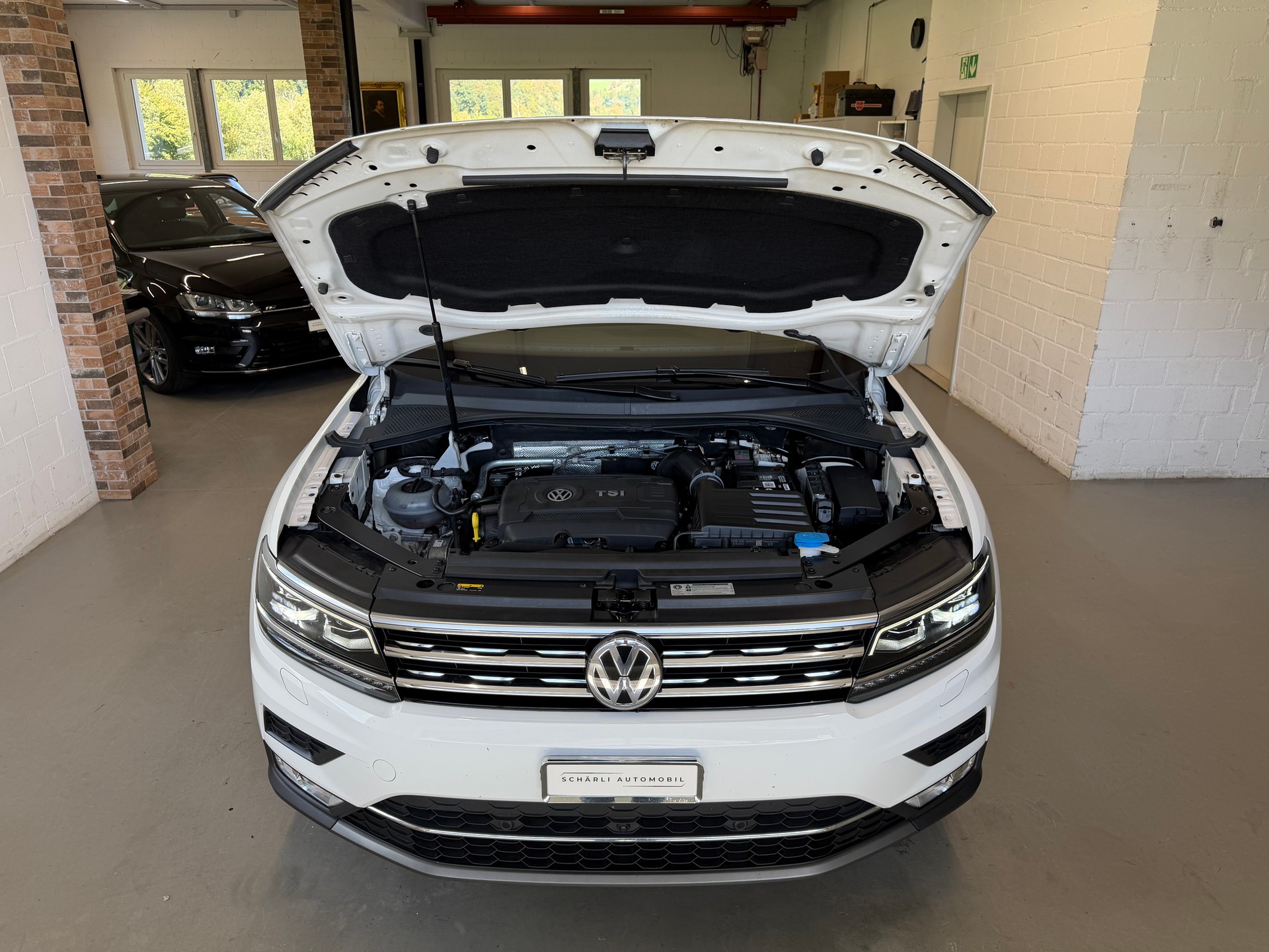 VW Tiguan 2.0TSI Highline 4Motion DSG-image-15