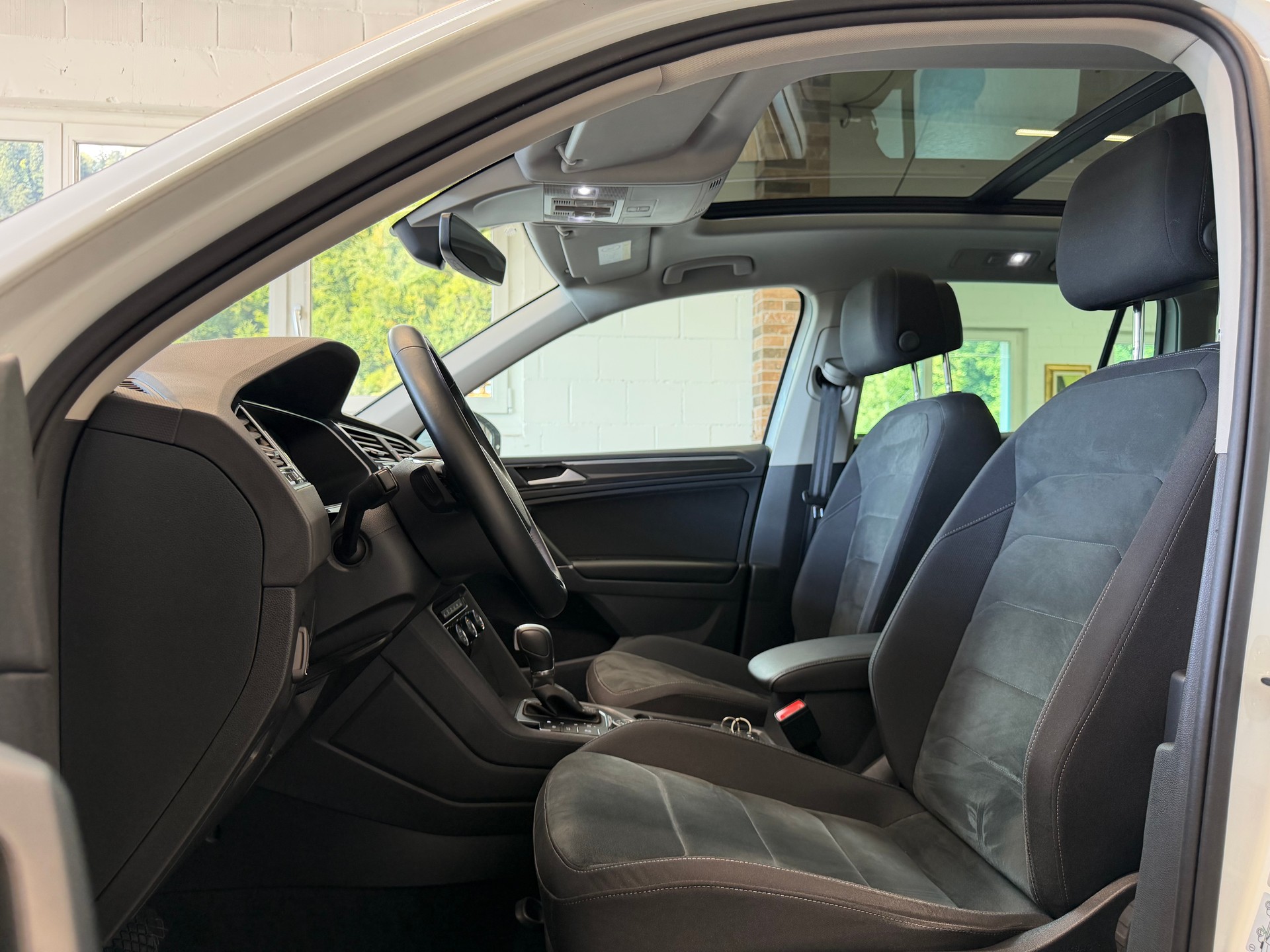 VW Tiguan 2.0TSI Highline 4Motion DSG-image-8