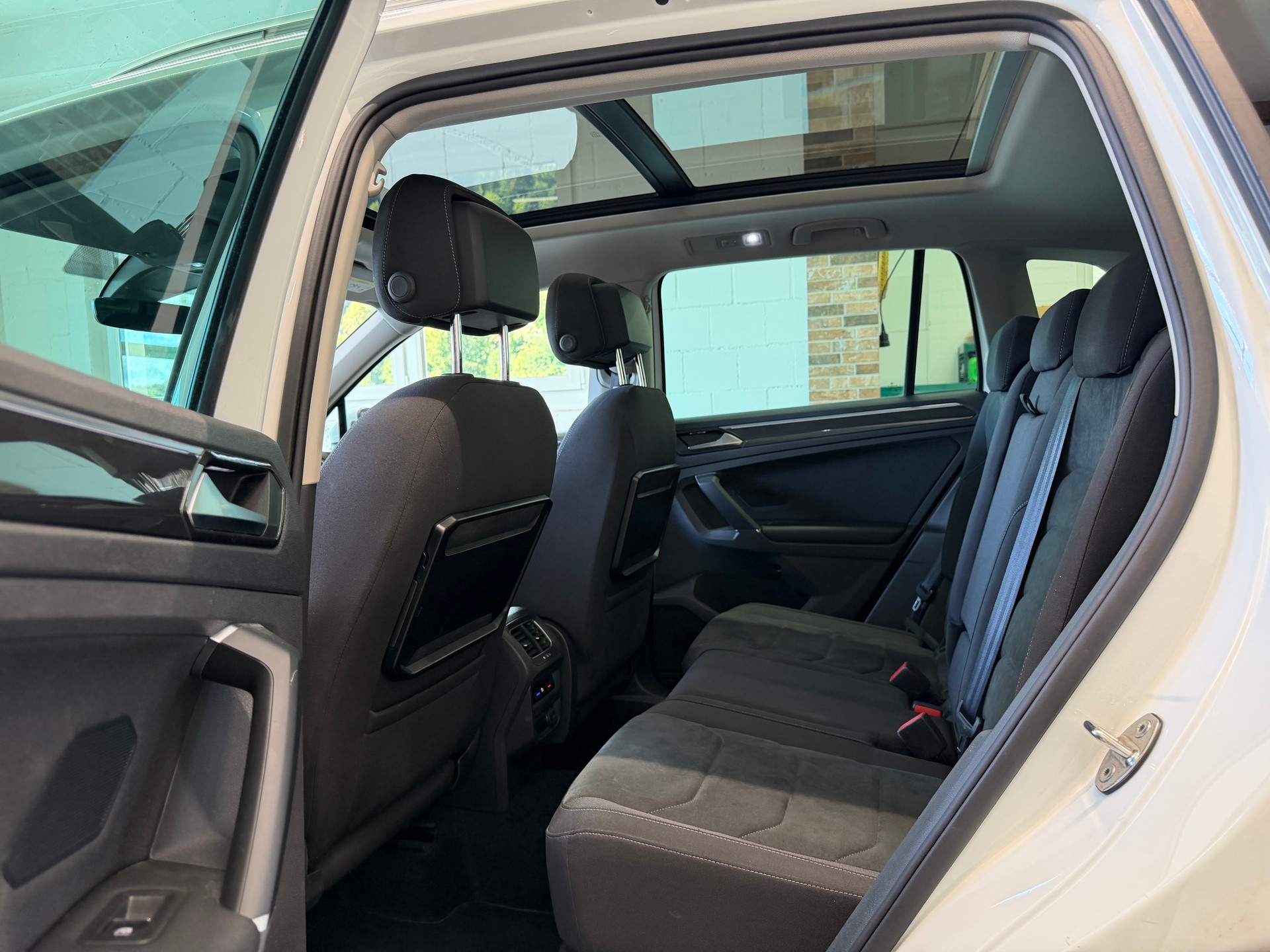 VW Tiguan 2.0TSI Highline 4Motion DSG-image-13