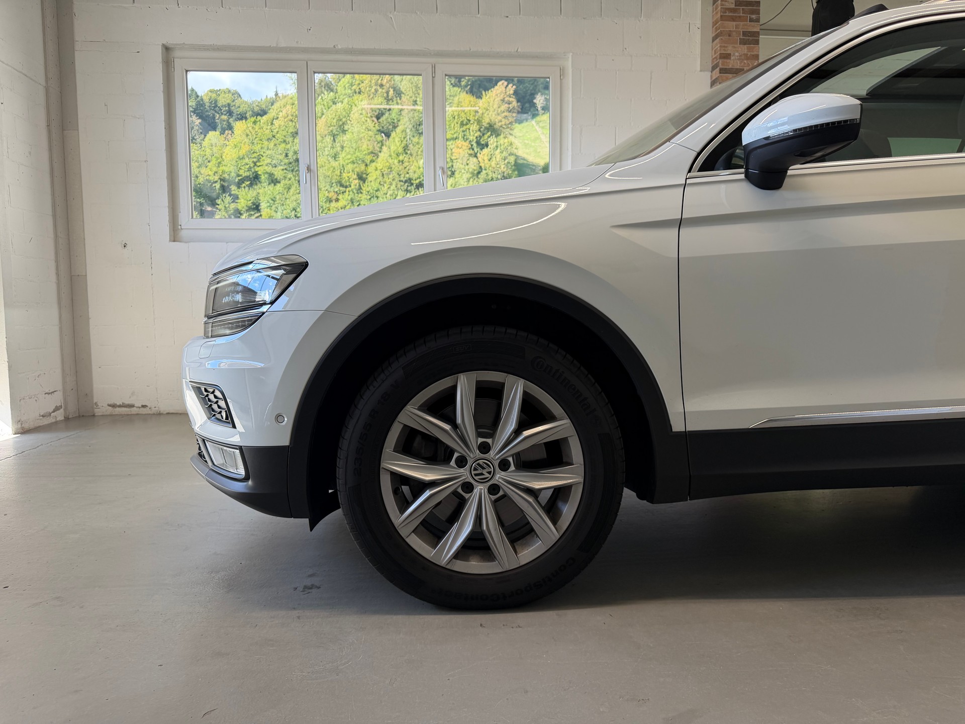 VW Tiguan 2.0TSI Highline 4Motion DSG-image-3