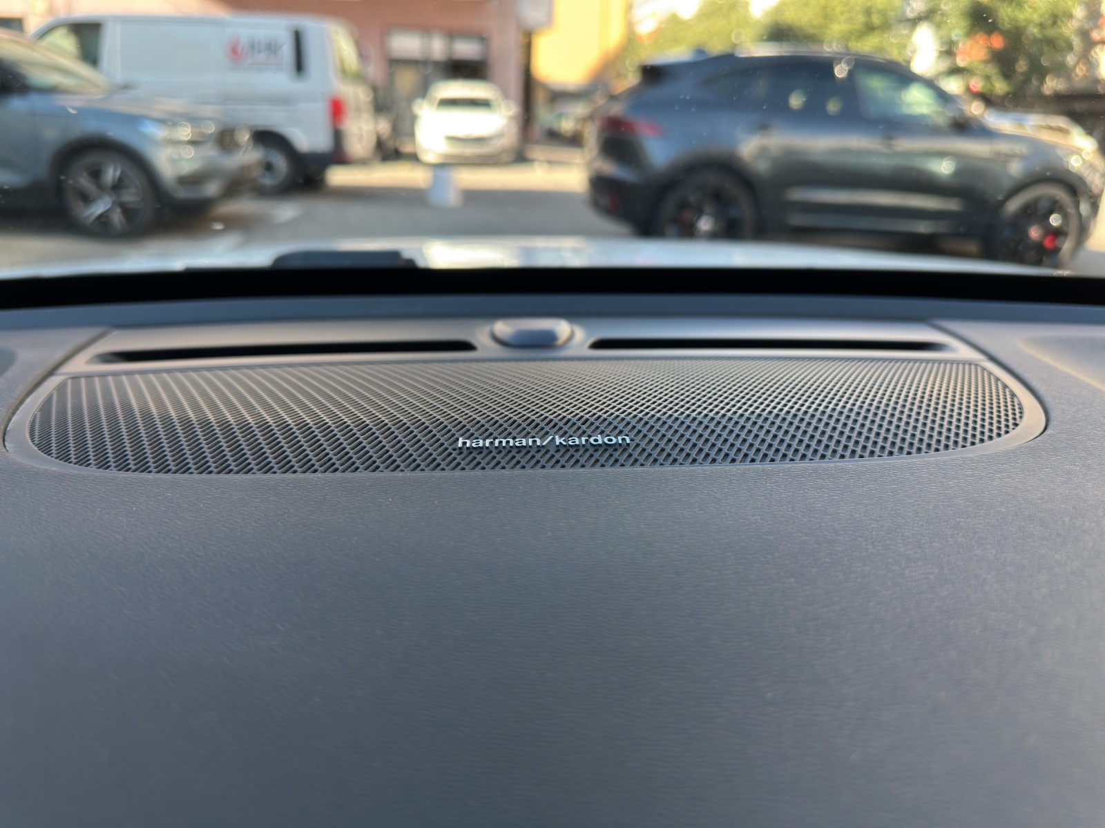 Image VOLVO C40 C40 P8 Twin Recharge Ultimate AWD