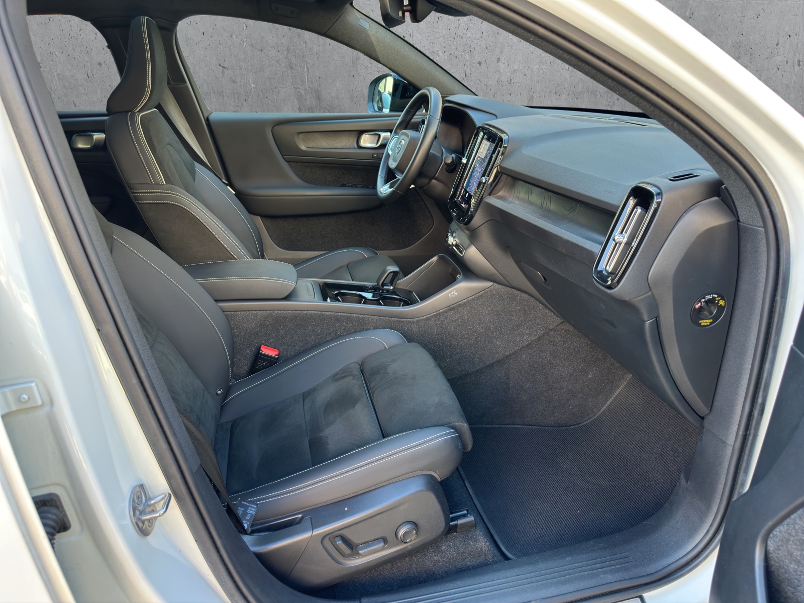 Image VOLVO C40 C40 P8 Twin Recharge Ultimate AWD