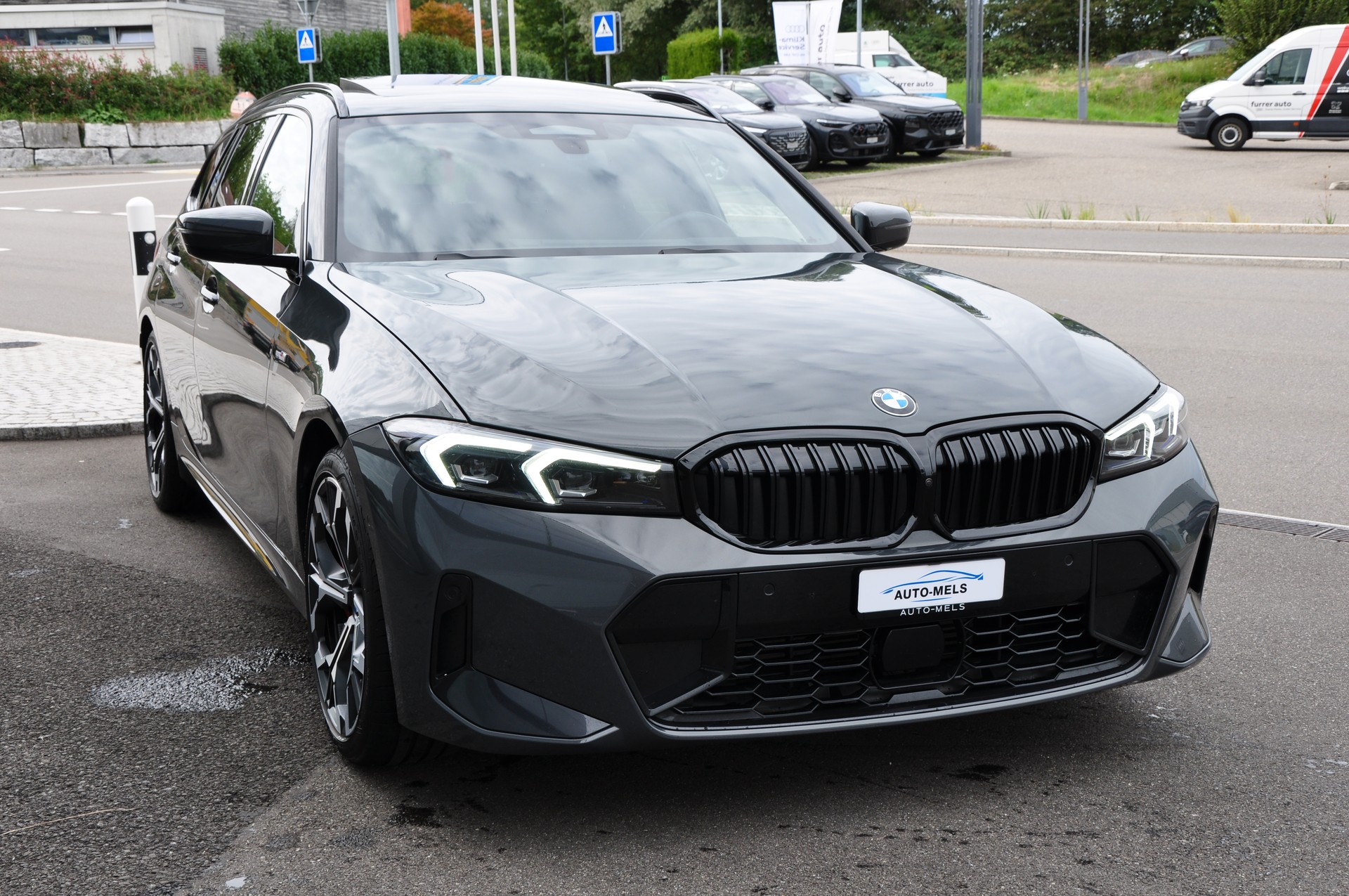 BMW 320d xDrive 48V Touring Steptronic M Sport Pro-image-11