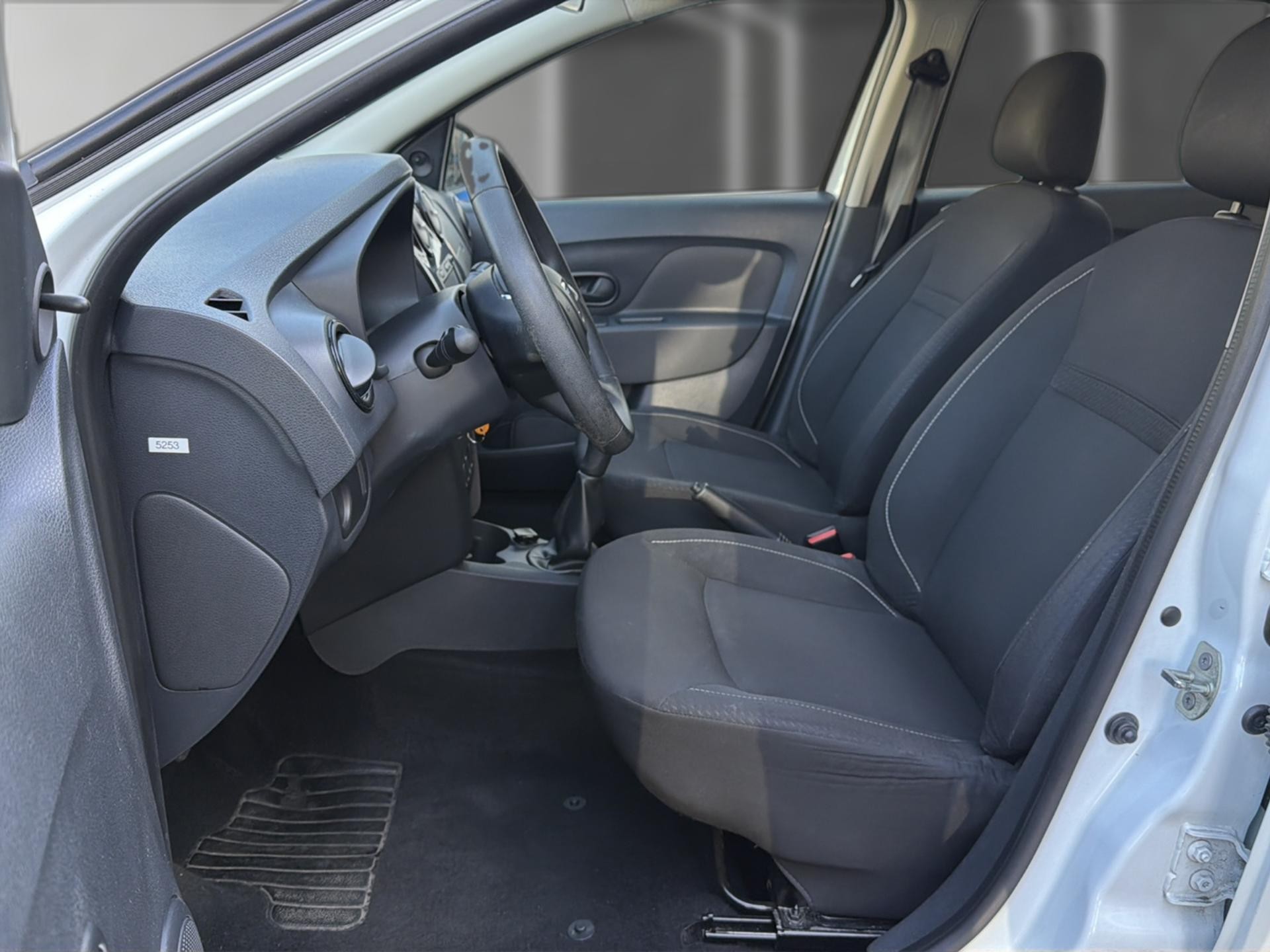 DACIA Sandero 1.0 Comfort-image-10