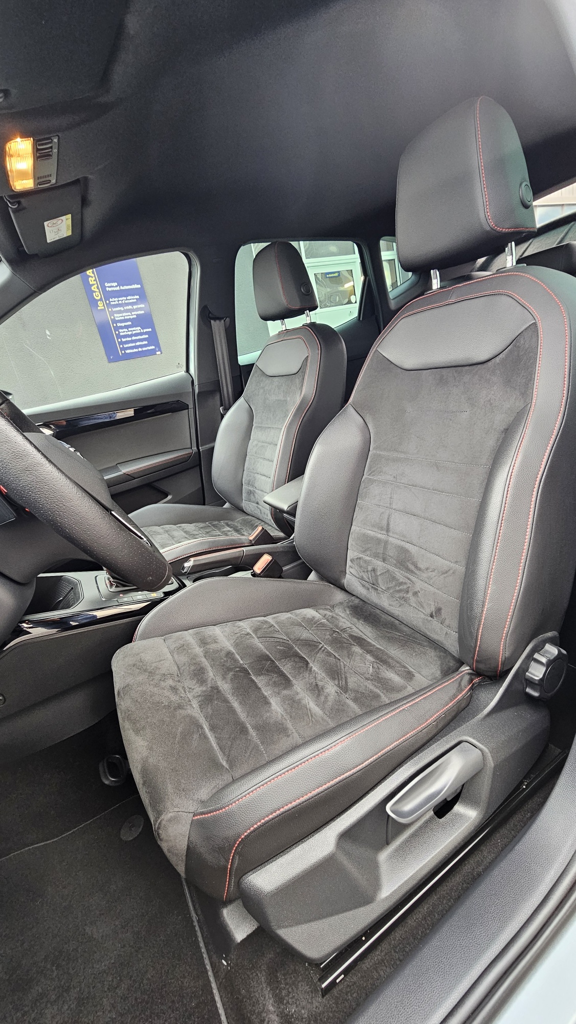 SEAT Arona 1.0 TSI Eco FR DSG-image-10