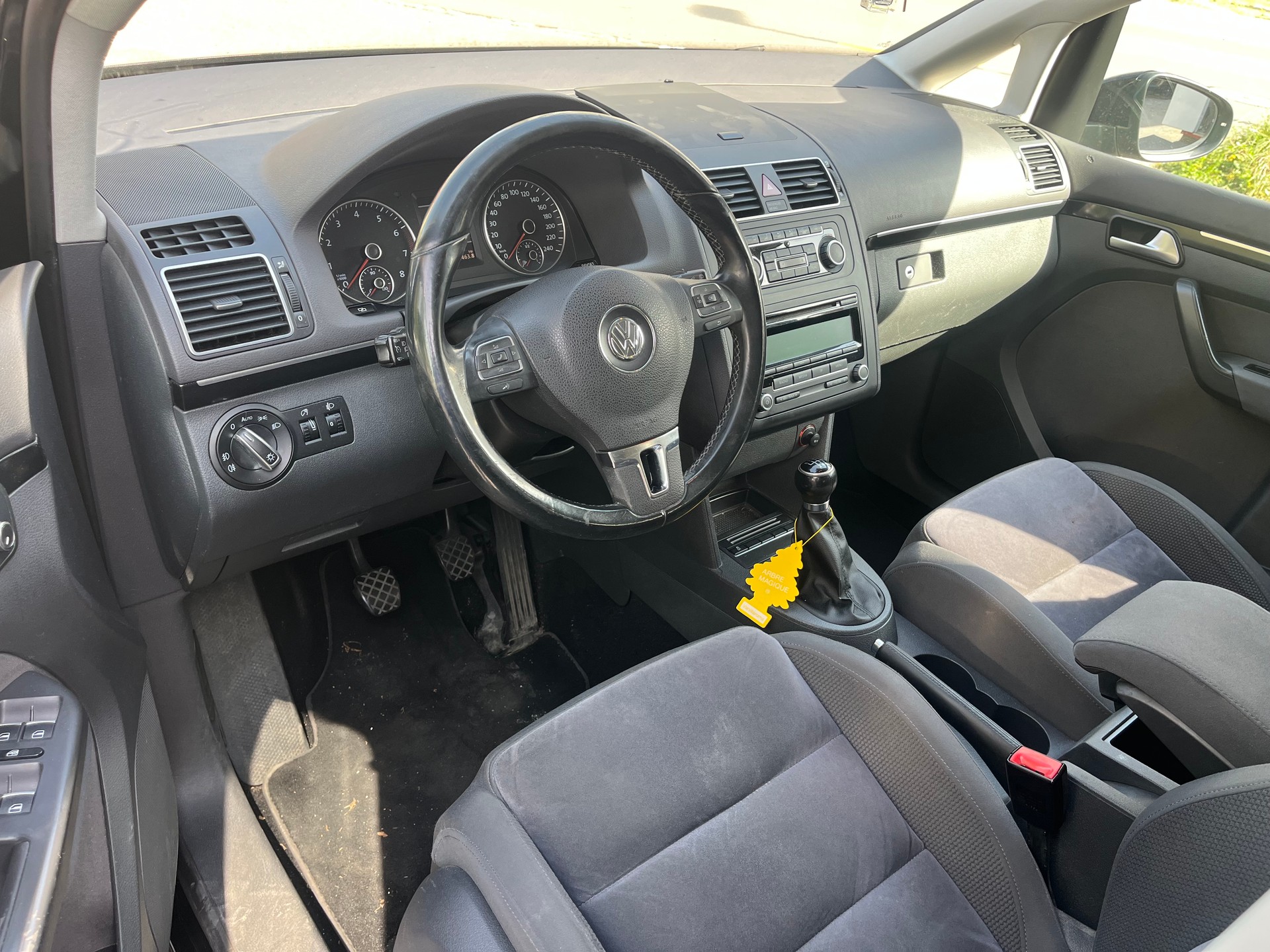 VW Touran 1.4 TSI Trendline-image-10