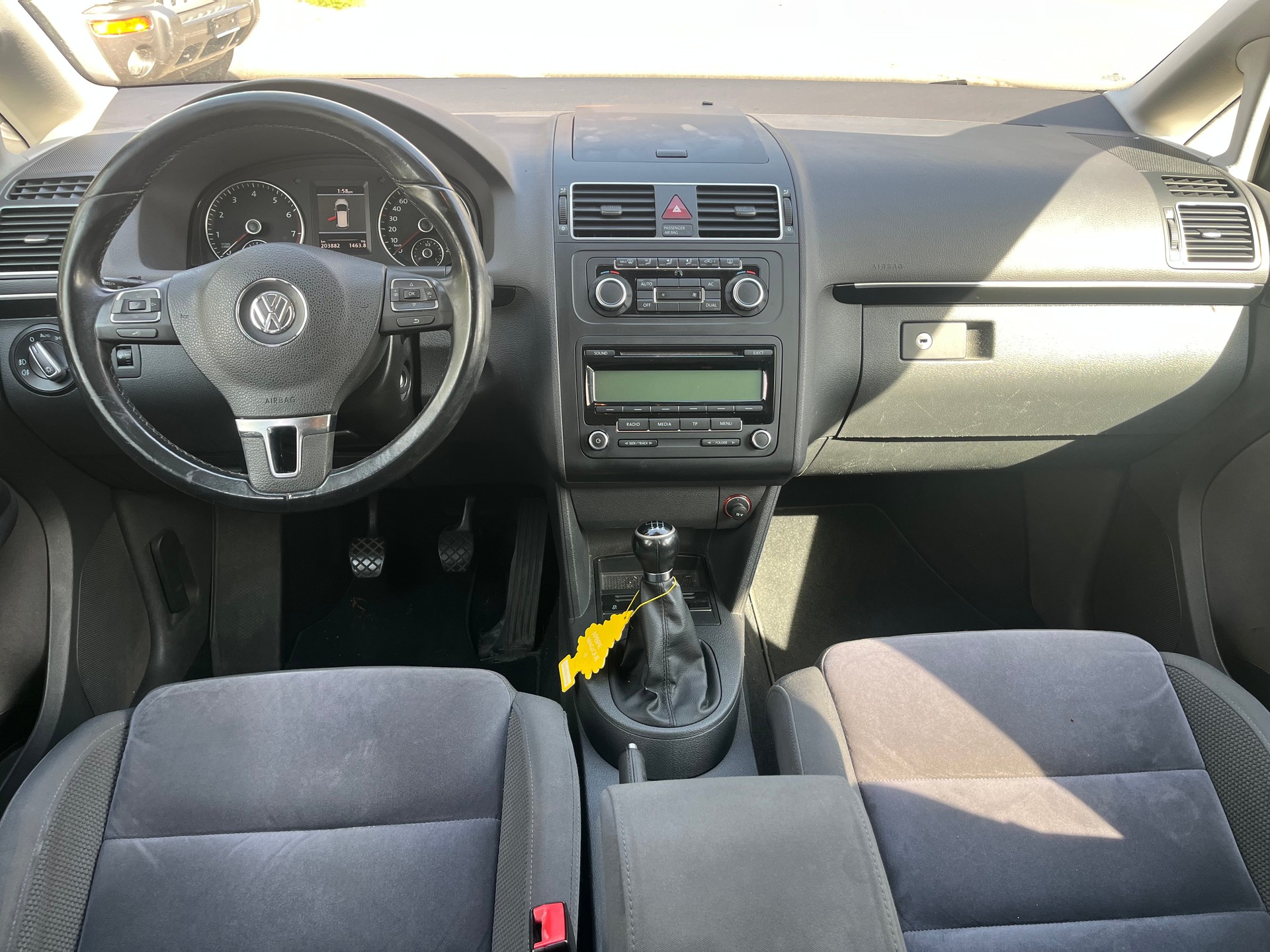 VW Touran 1.4 TSI Trendline-image-9
