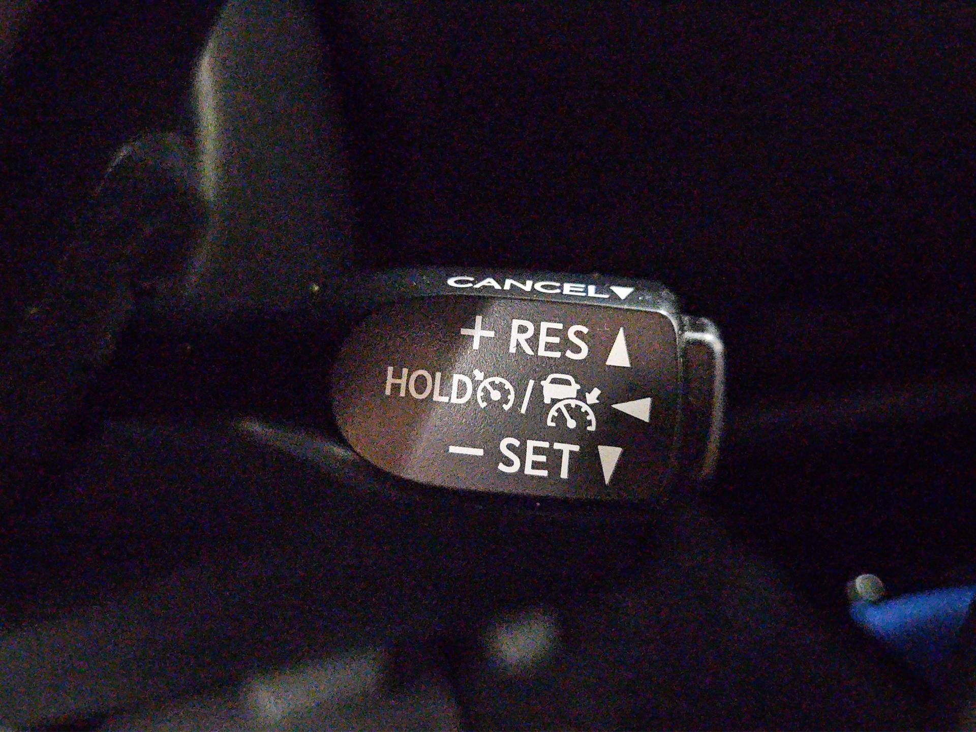 TOYOTA C-HR 1.8 HSD CVT Trend-image-20