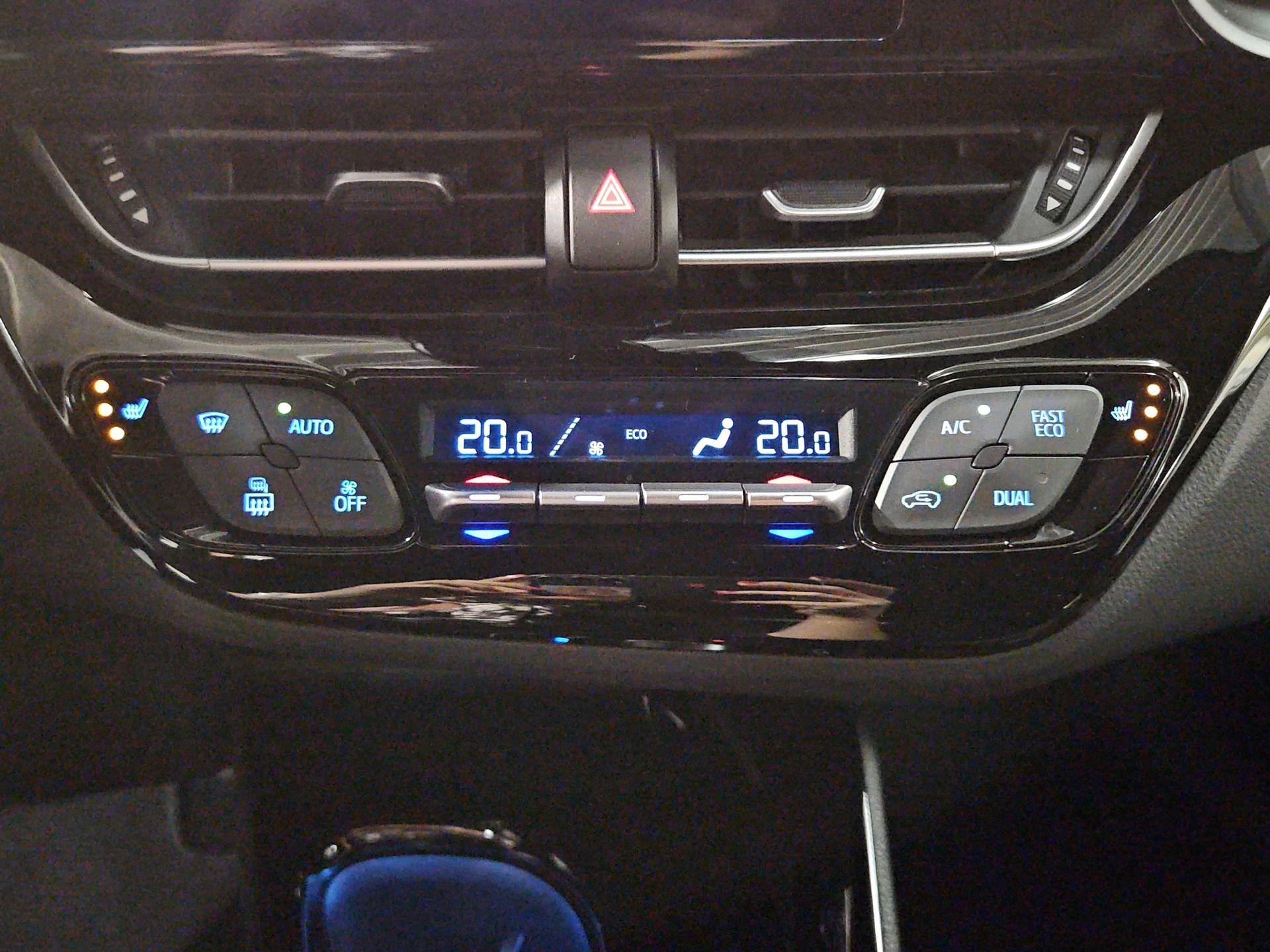 TOYOTA C-HR 1.8 HSD CVT Trend-image-23