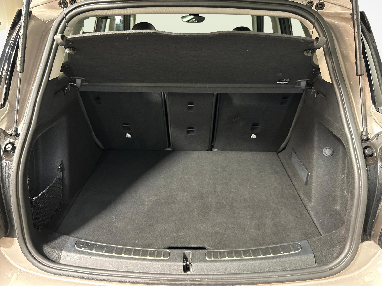 MINI Countryman F60 2.0i Cooper S ALL4-image-11