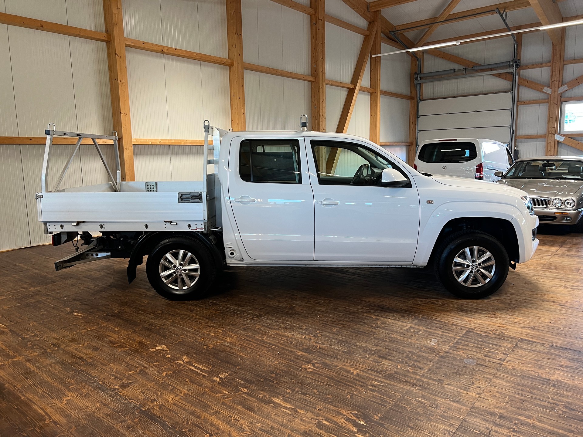 VW Amarok 2.0 BiTDI Trendline 4Motion-image-3