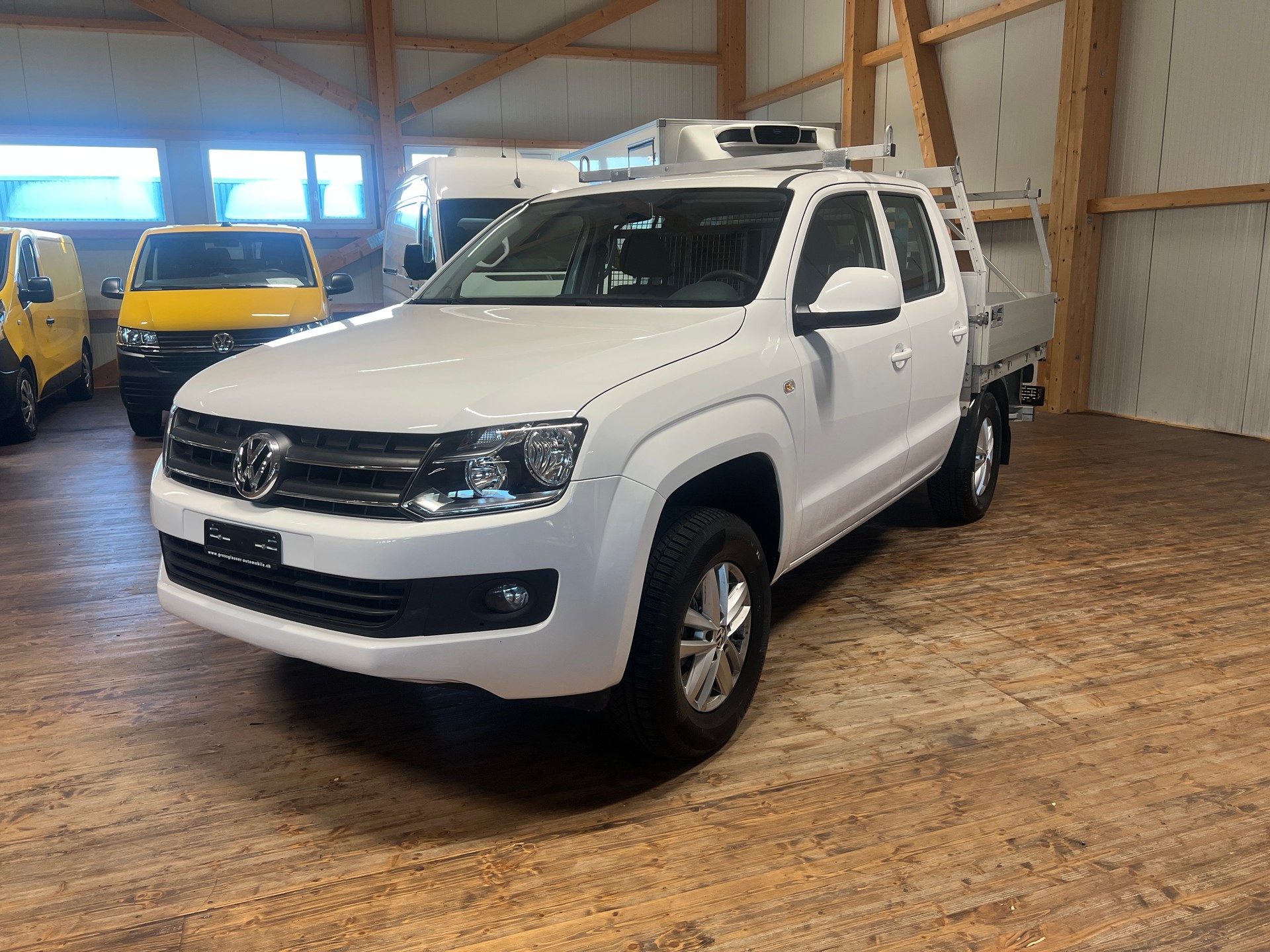 VW Amarok 2.0 BiTDI Trendline 4Motion-image-0