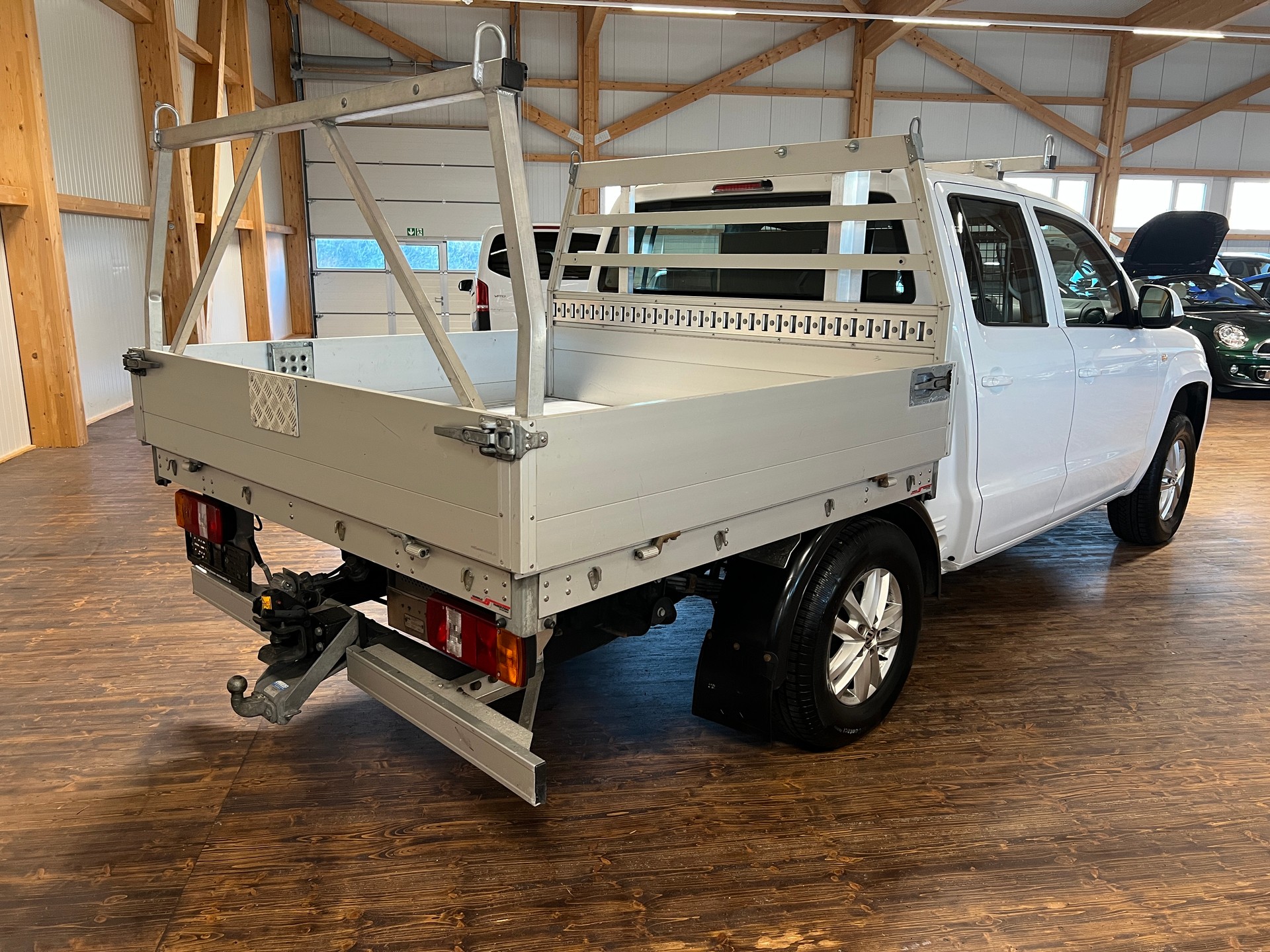 VW Amarok 2.0 BiTDI Trendline 4Motion-image-4