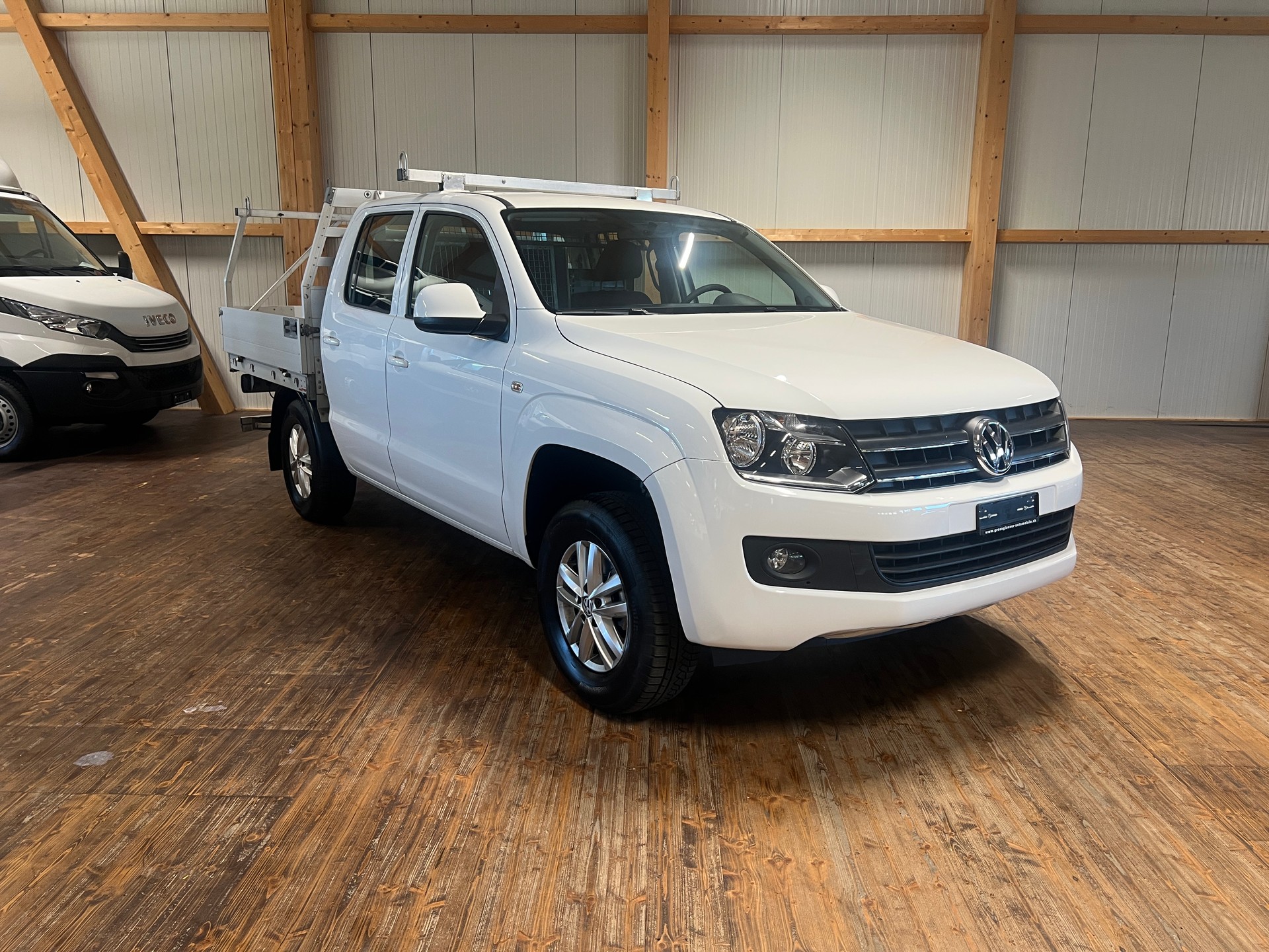 VW Amarok 2.0 BiTDI Trendline 4Motion-image-2
