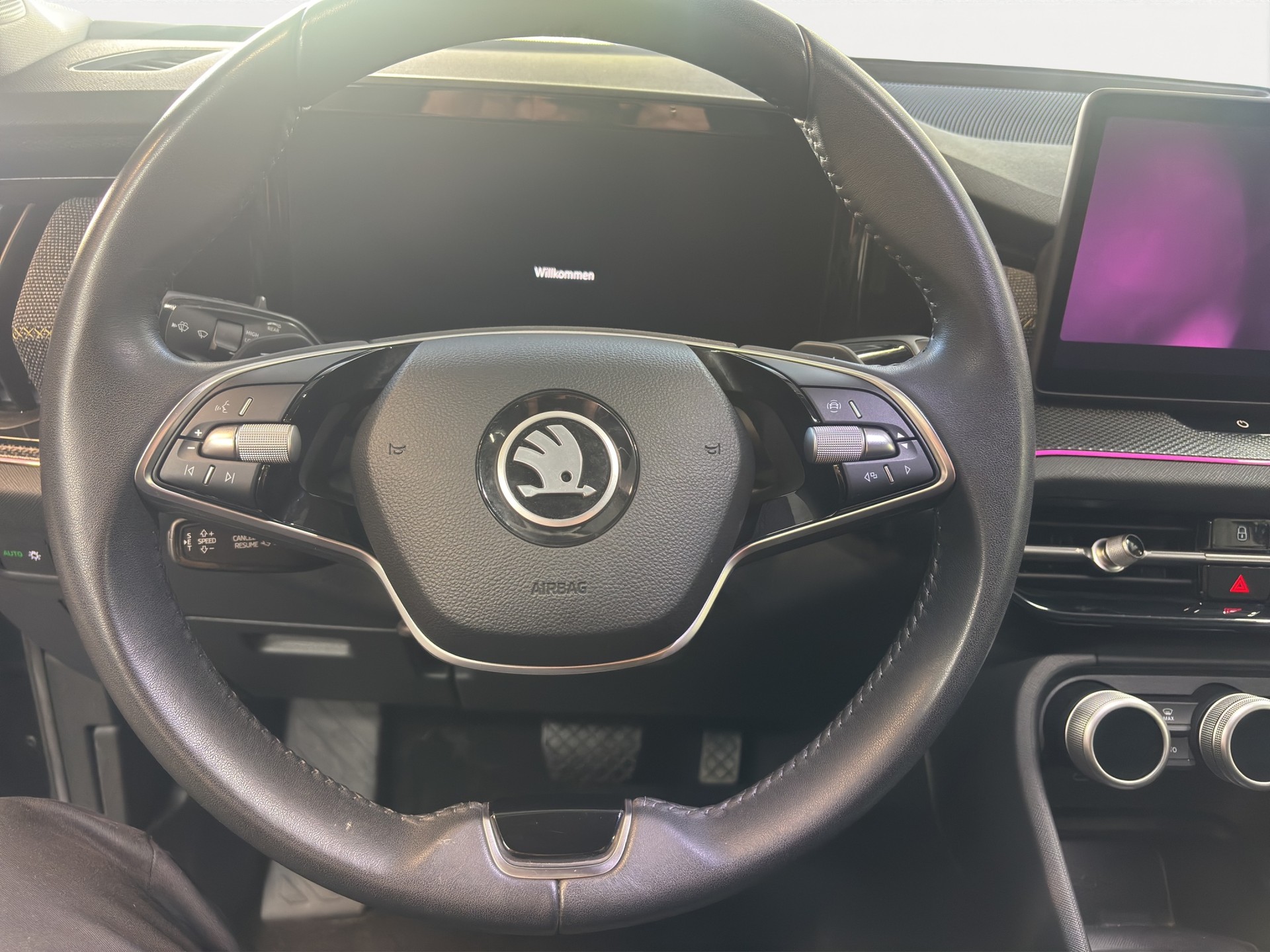 SKODA Kodiaq 1.5 TSI mHEV Selection-image-9