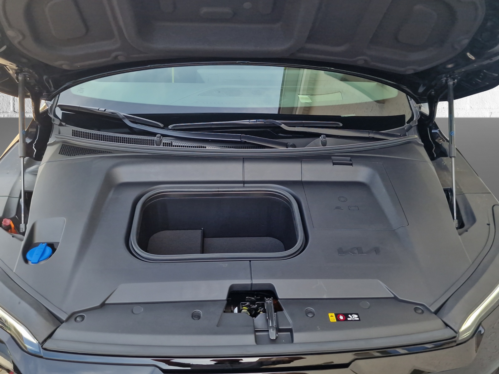 KIA EV3 81 kWh GT 4x4-image-19
