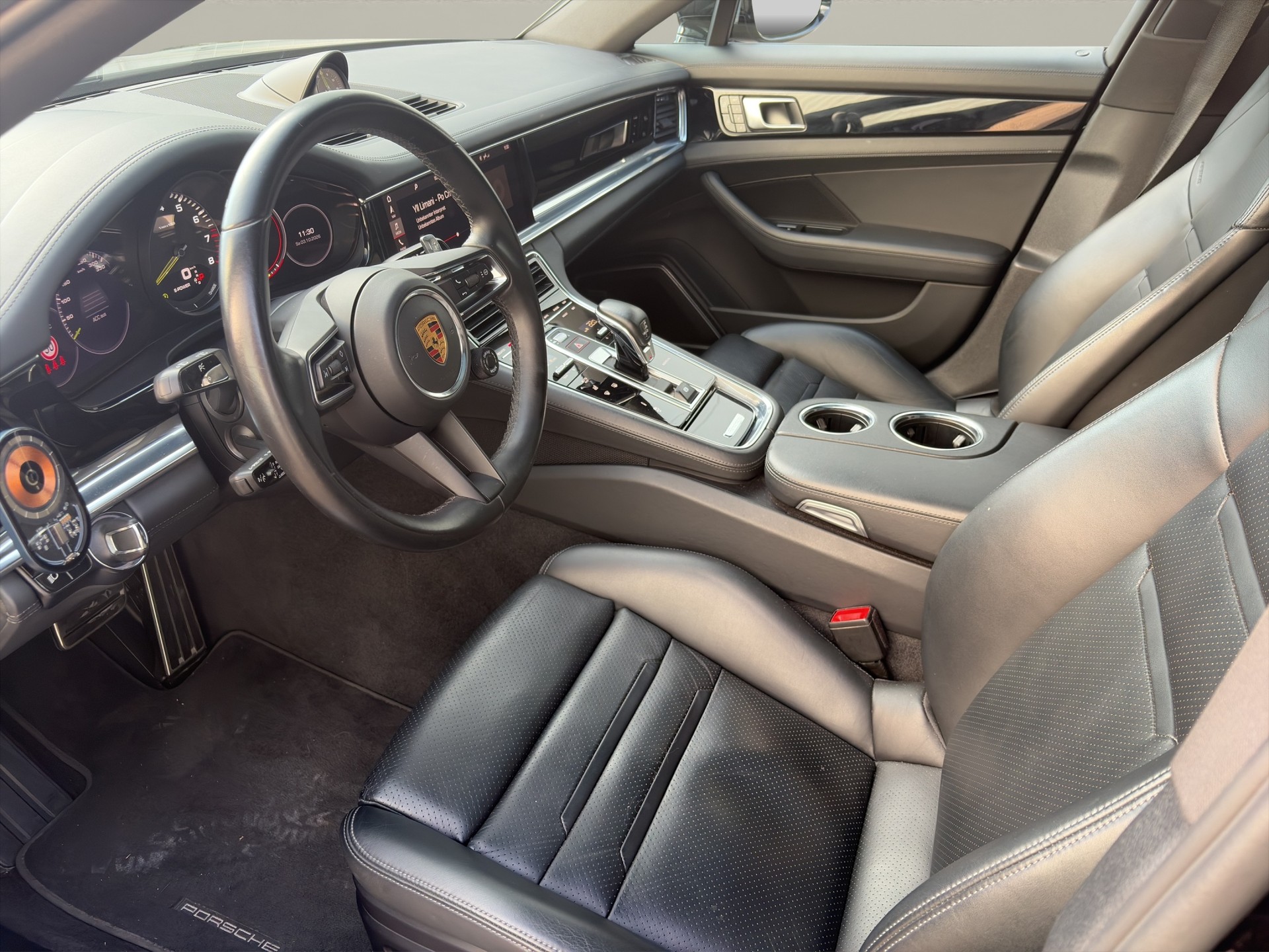 PORSCHE Panamera 4S E-Hybrid PDK-image-7