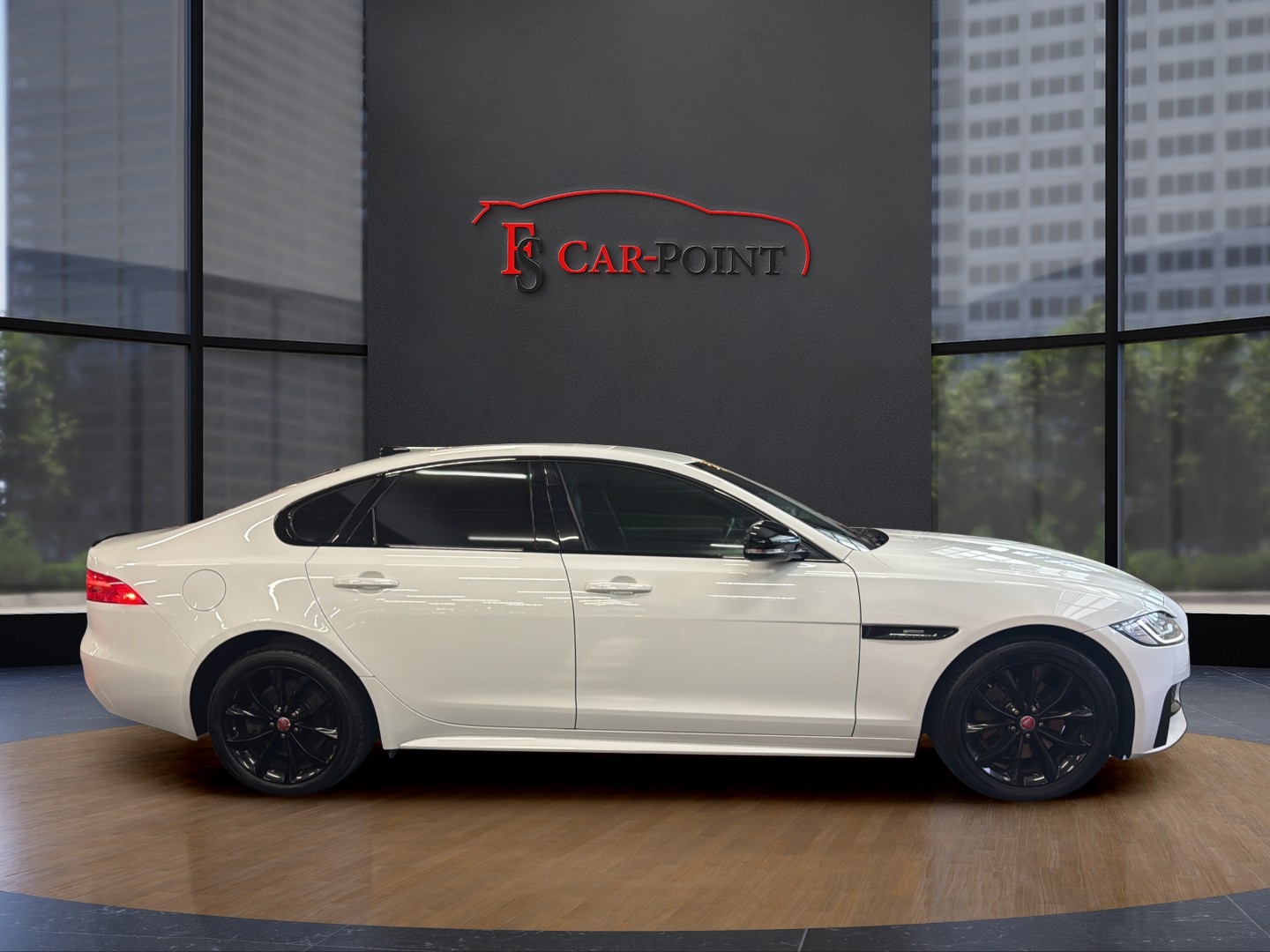 JAGUAR XF 20d R-Sport Automatic-image-5