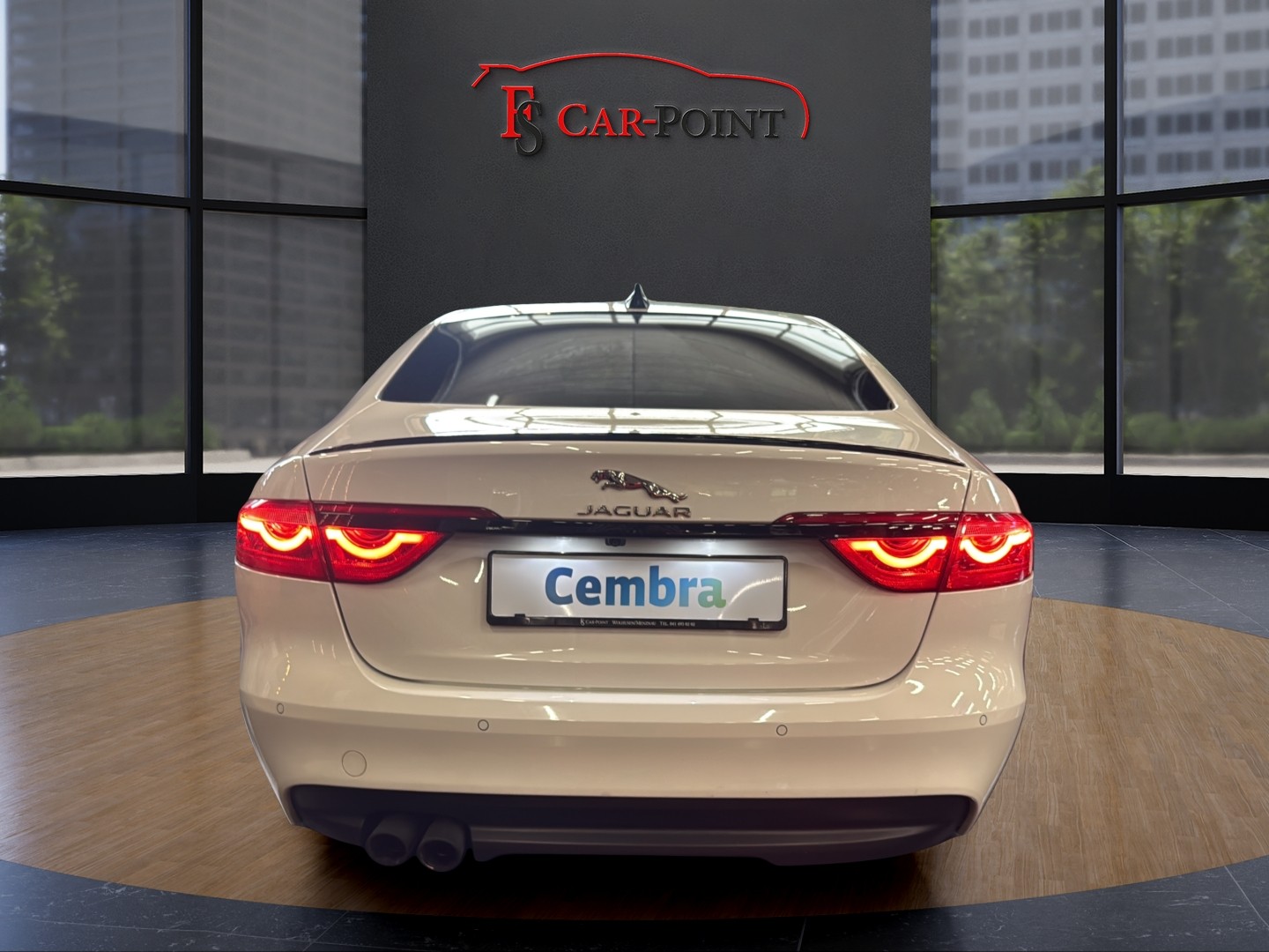 JAGUAR XF 20d R-Sport Automatic-image-3