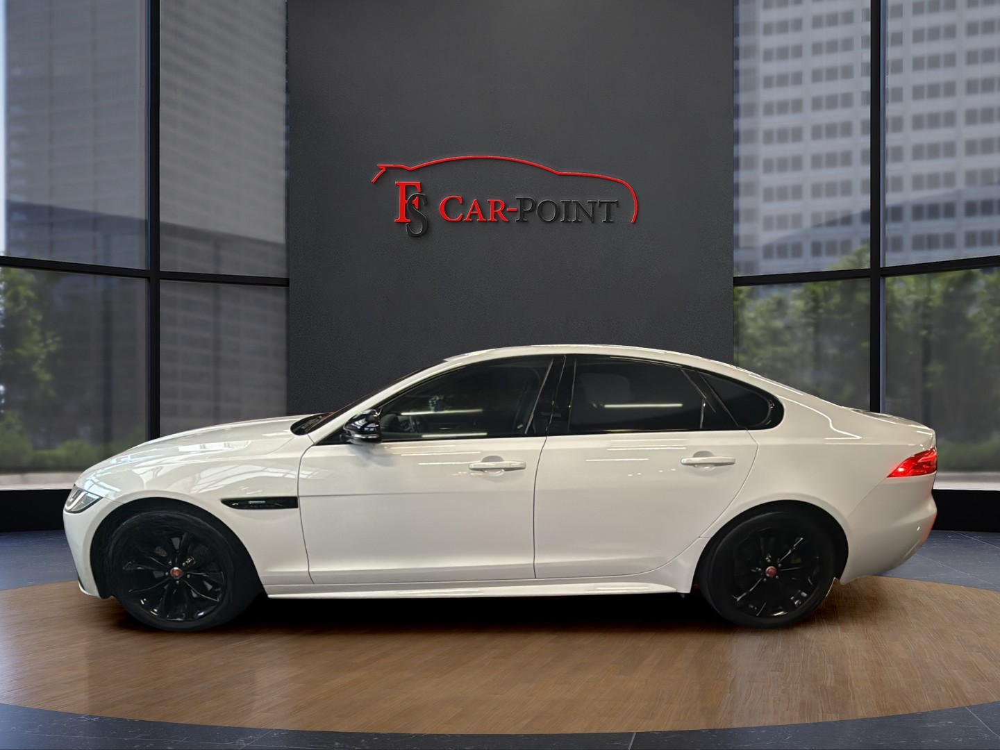 JAGUAR XF 20d R-Sport Automatic-image-1