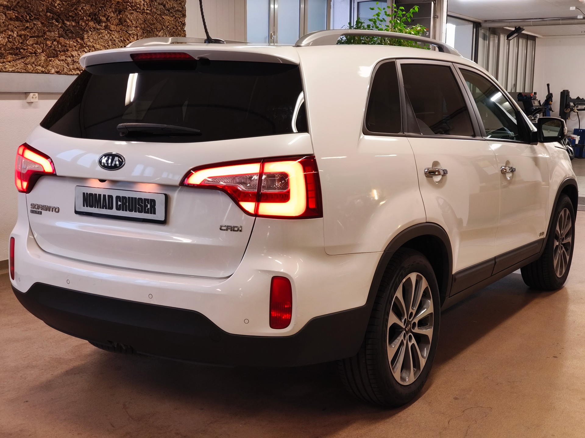 KIA Sorento 2.2 CRDI Style Automatic-image-9