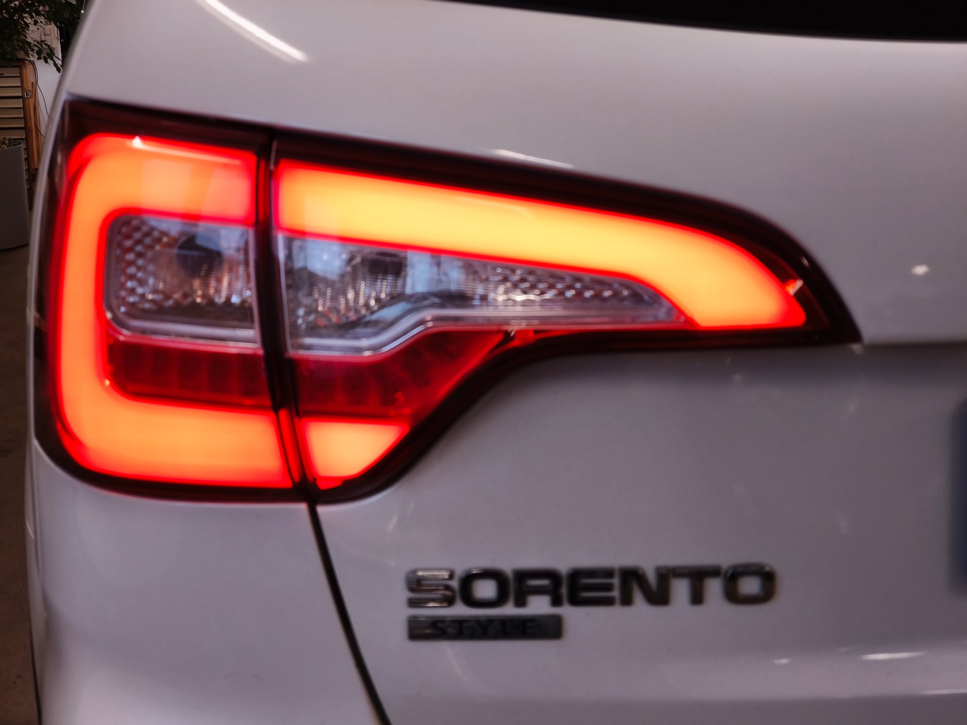 KIA Sorento 2.2 CRDI Style Automatic-image-13