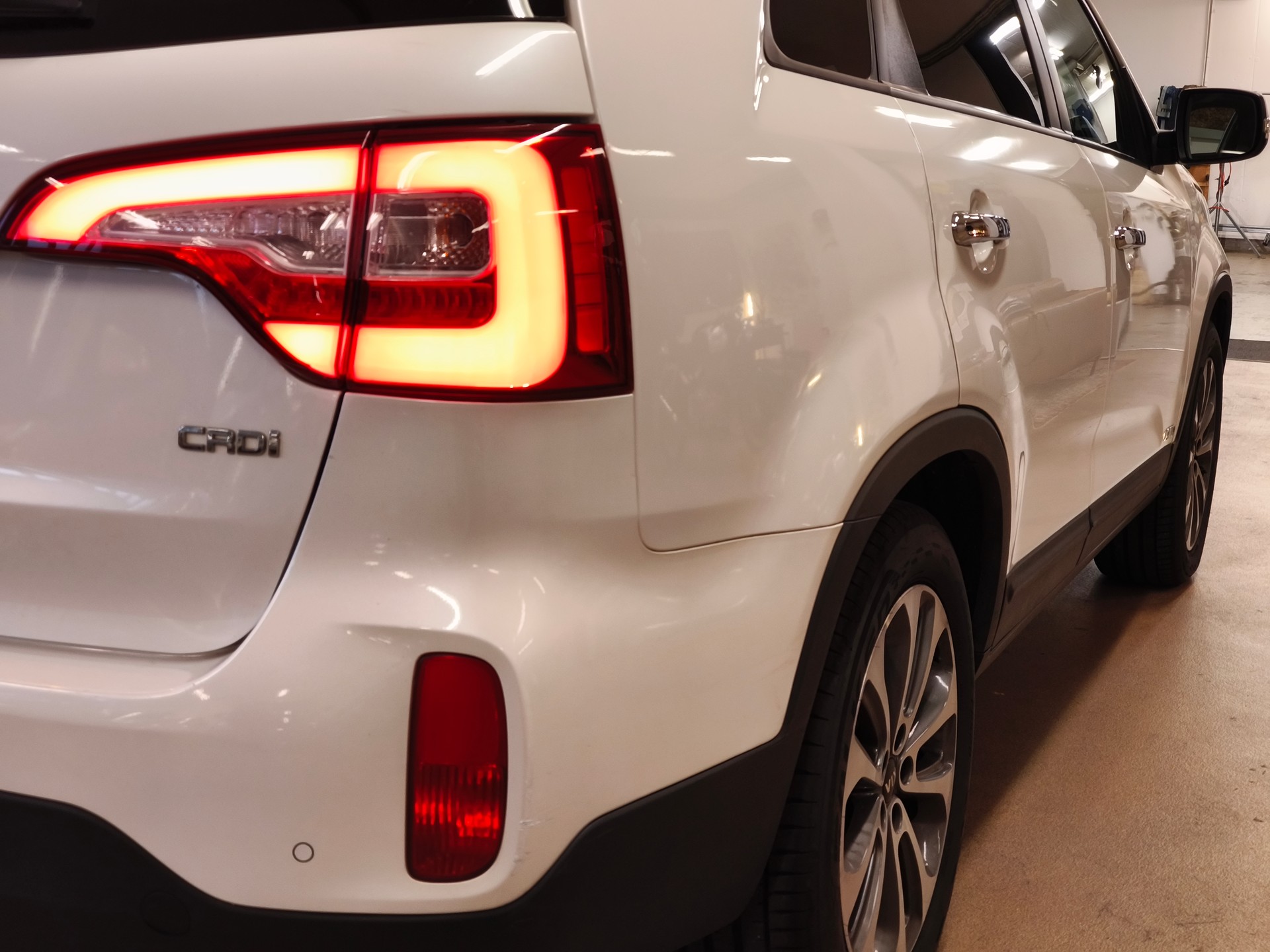 KIA Sorento 2.2 CRDI Style Automatic-image-10