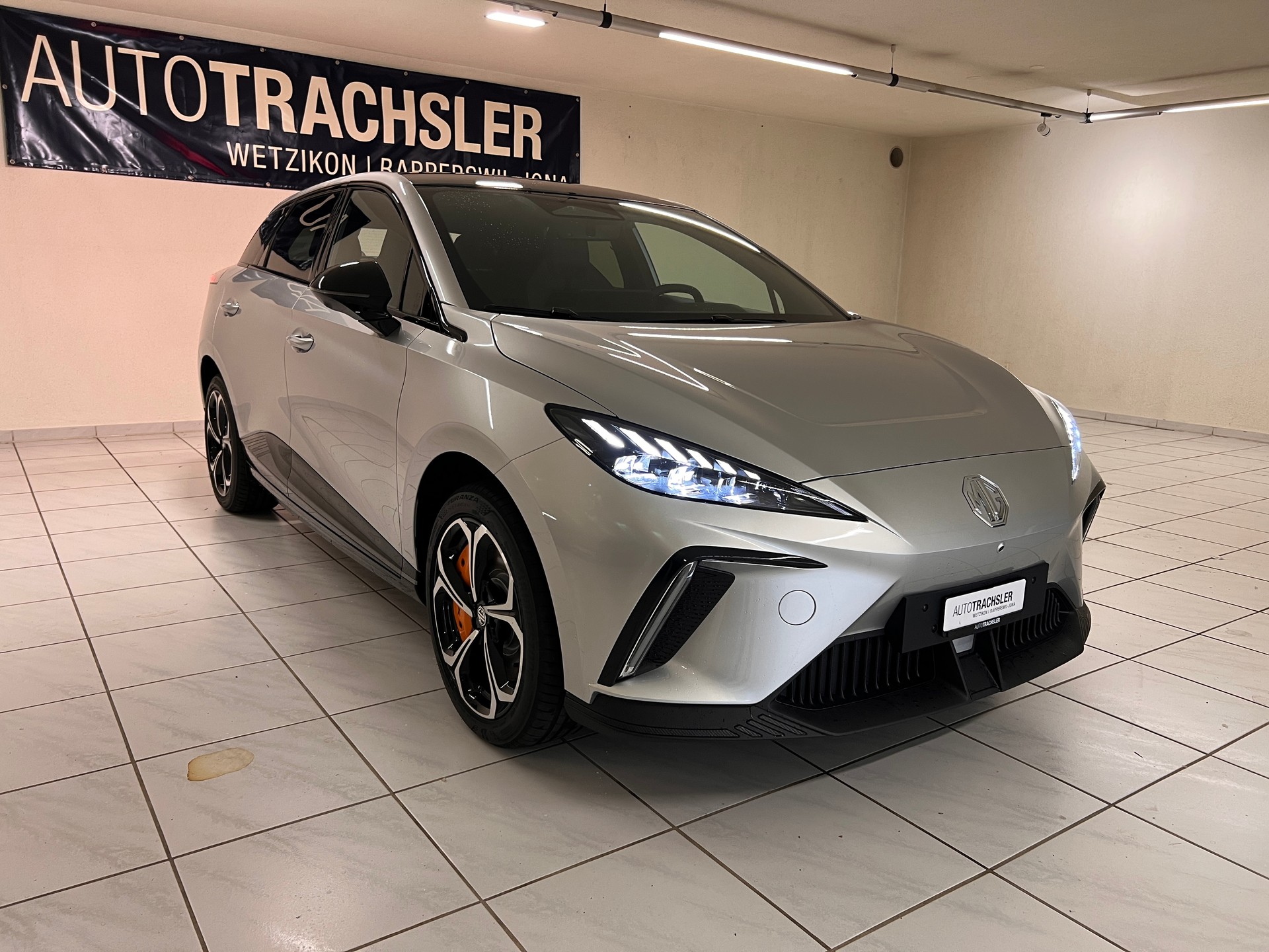 MG 4 EV 64kWh Xpower AWD-image-2